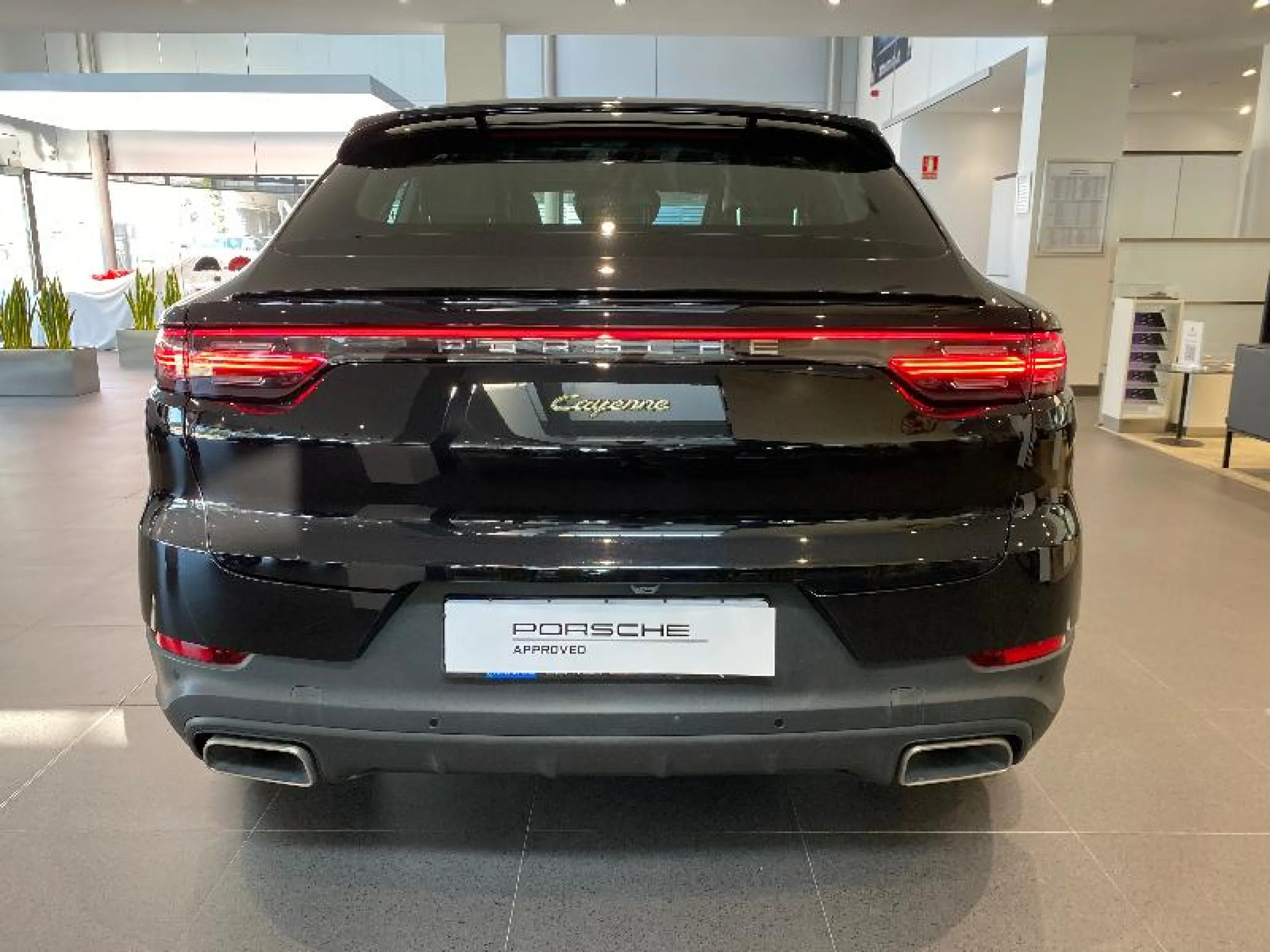 PORSCHE CAYENNE COUPE E HYBRID - Foto 4