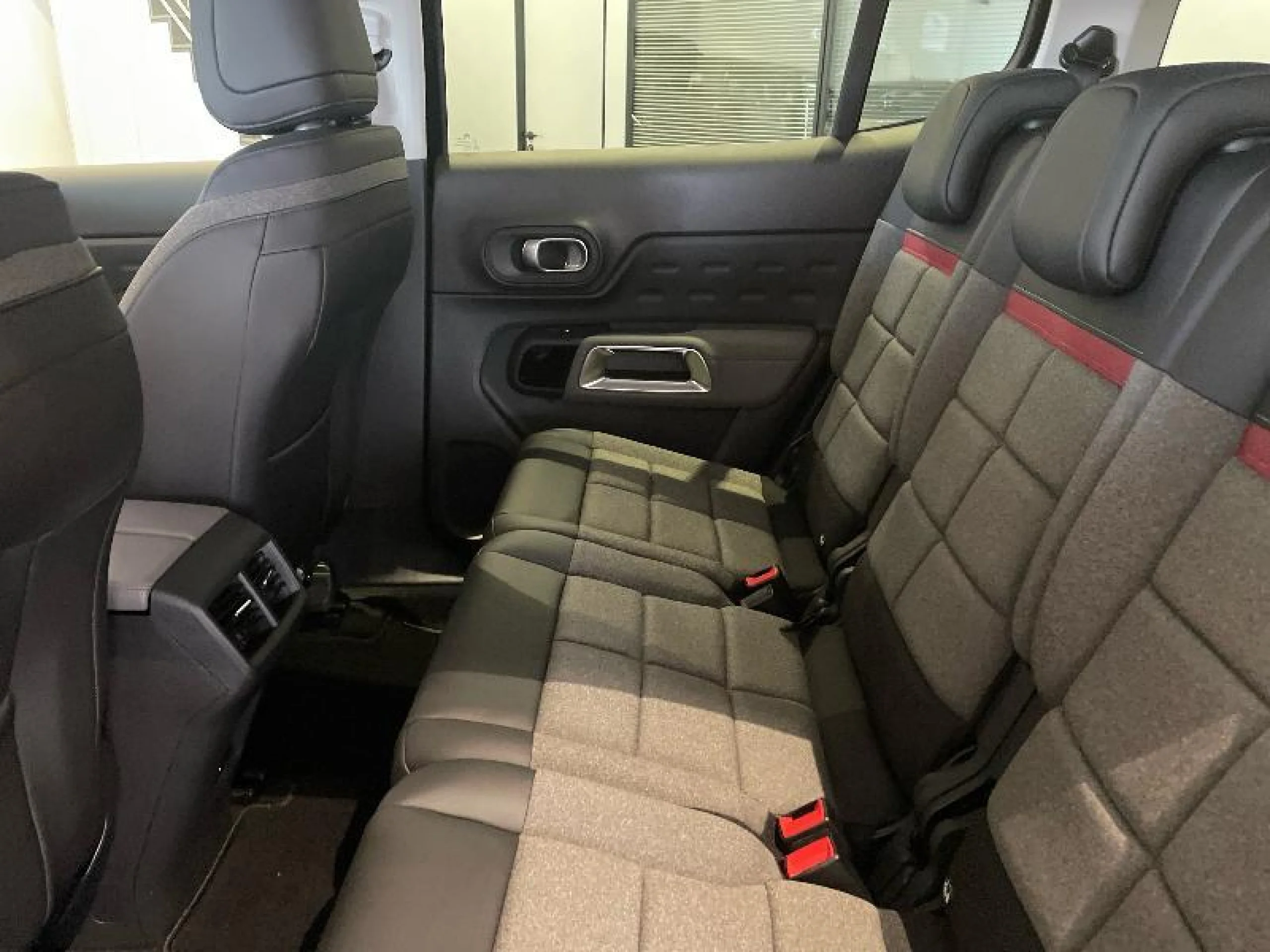CITROEN C5 AIRCROSS HYBRID C5 HYBRIDO 225E  EAT8 FEEL - Foto 6