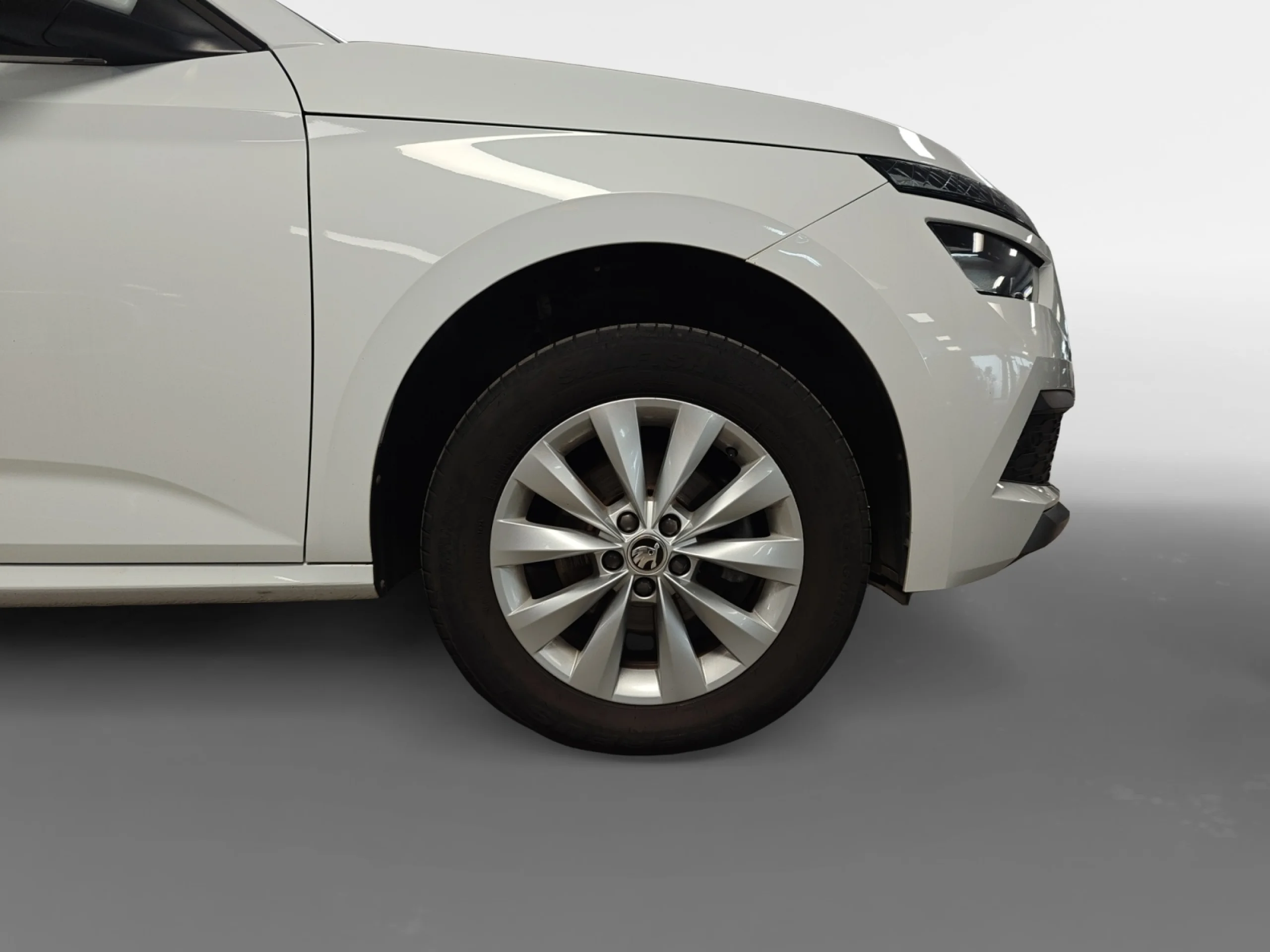 SKODA KAMIQ 1.0 TSI 81KW (110CV) DSG EMOTION - Foto 8