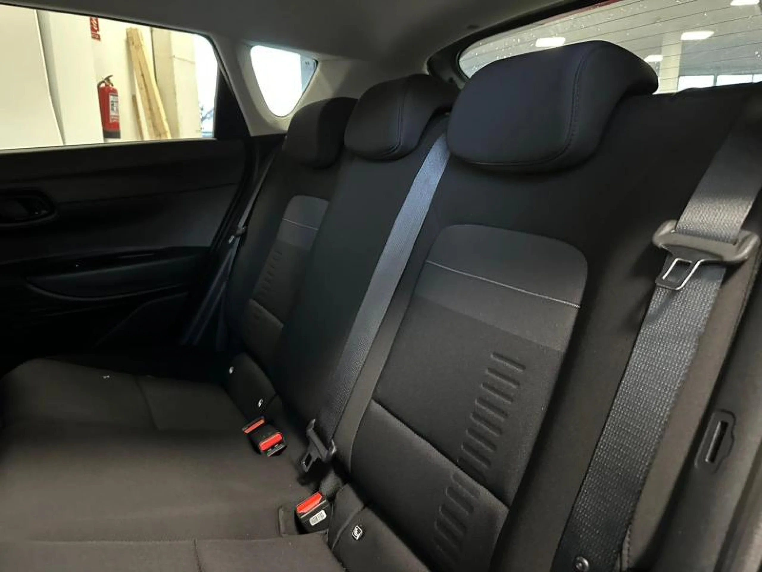 HYUNDAI BAYON 1.0 TGDI 74KW (100CV) 48V MAXX DCT - Foto 9