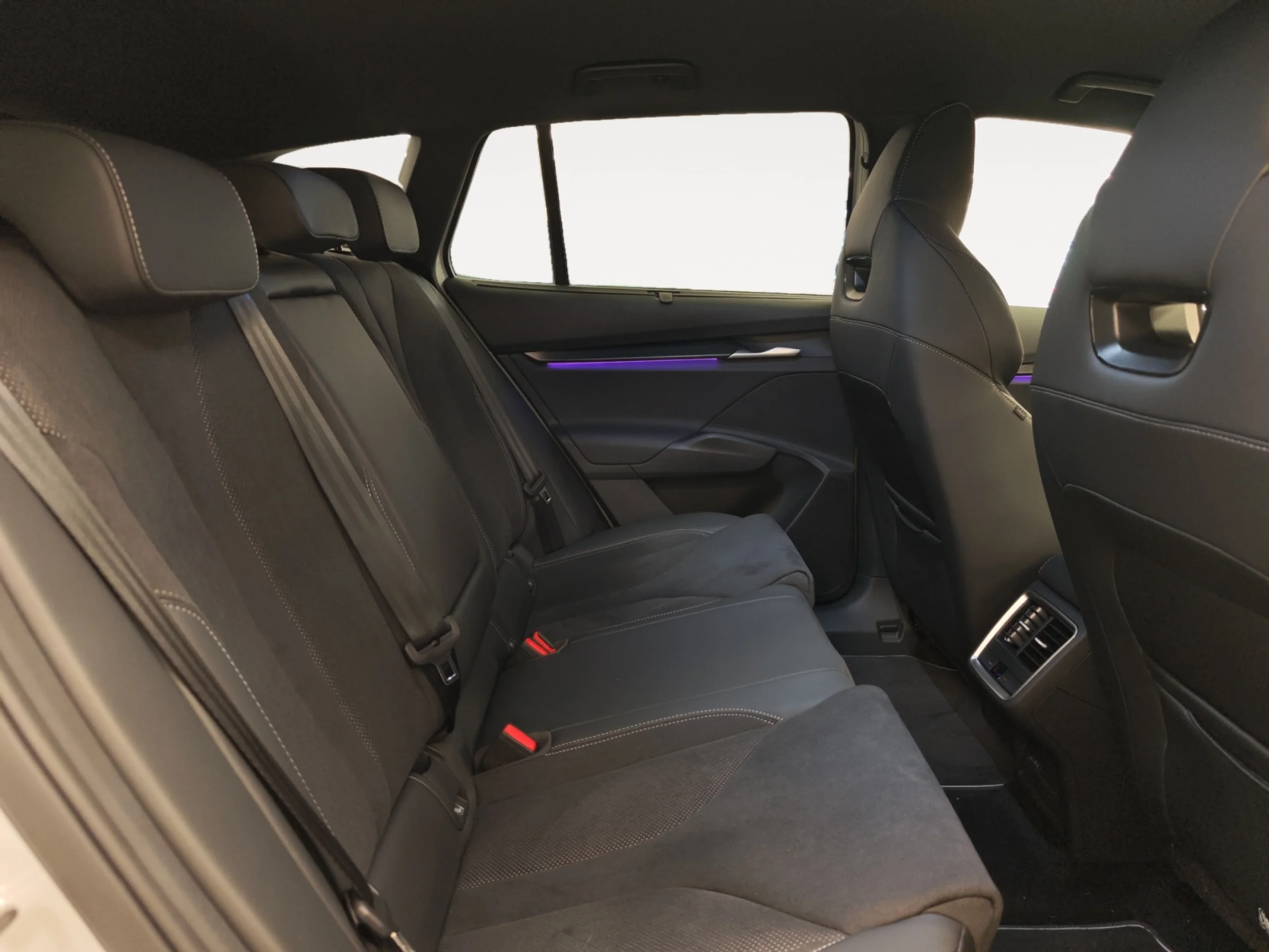 SKODA ENYAQ SPORTLINE 85 210 KW ( CV) 82 KWH (77 KWH - Foto 6