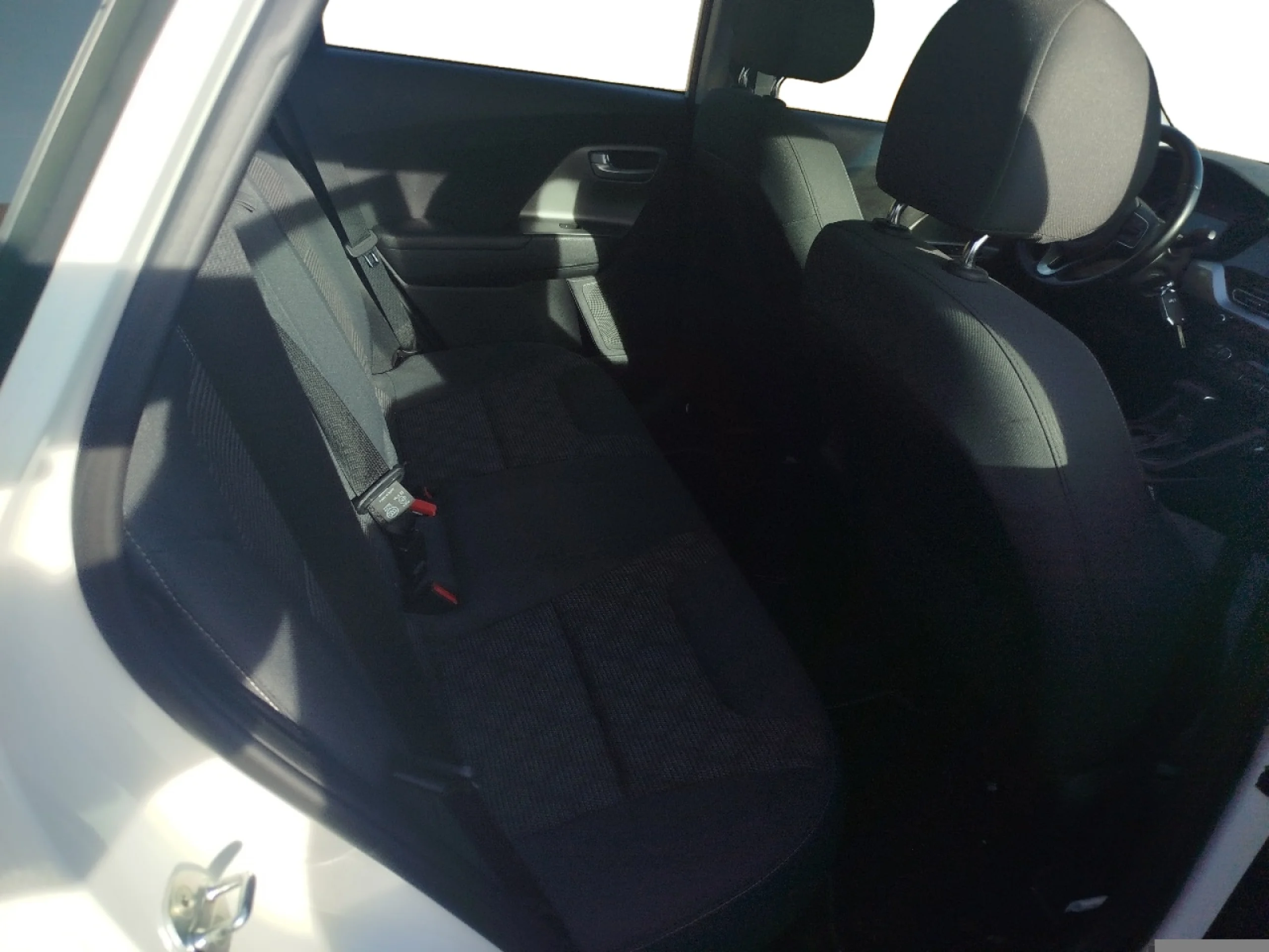 KIA Niro 1.6 GDI HEV 104KW (141CV) CONCEPT - Foto 8