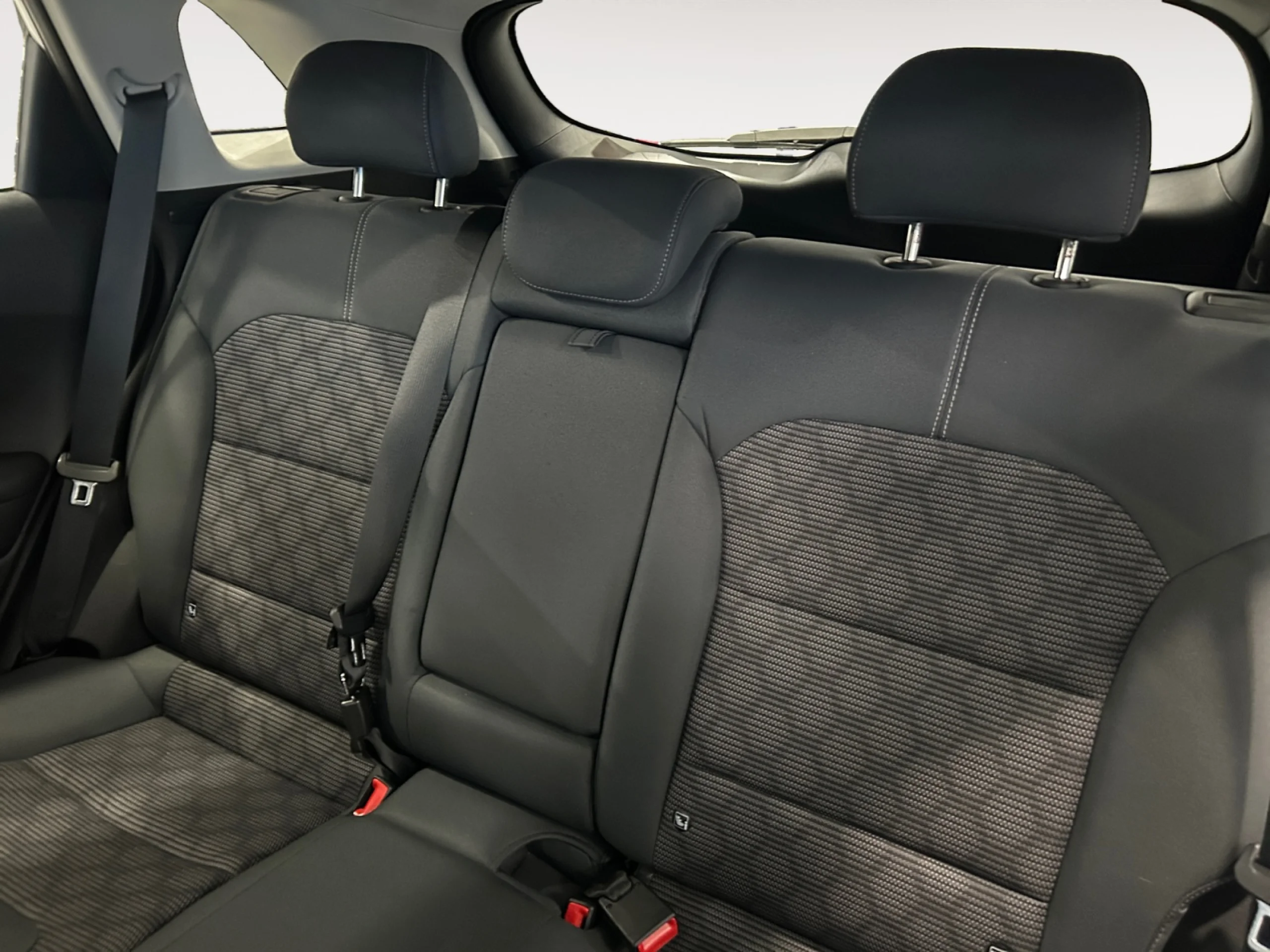 KIA Niro 1.6 GDI HEV 104KW (141CV) CONCEPT - Foto 6