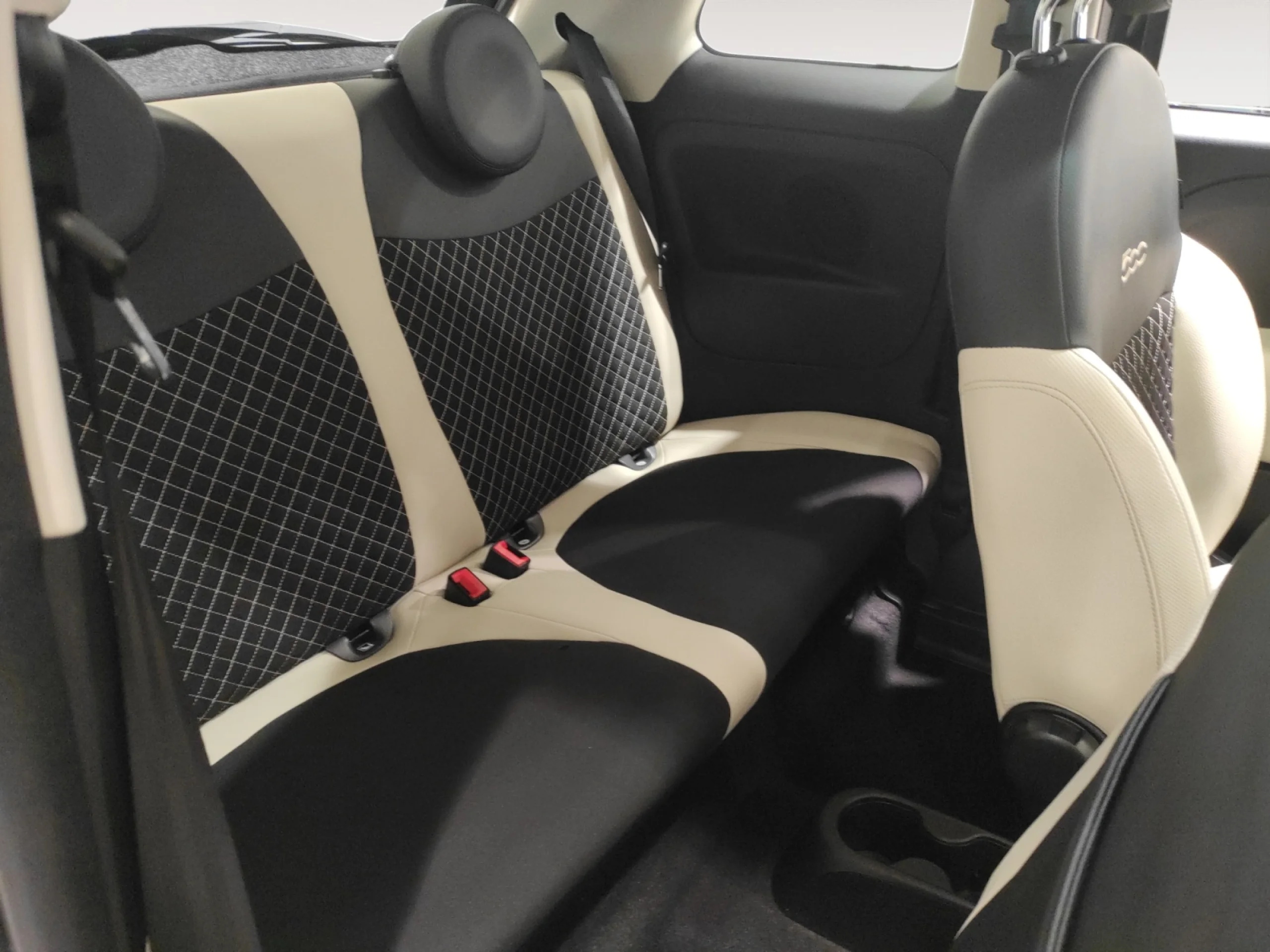 FIAT 500 DOLCEVITA 1.0 HYBRID 51KW (70 CV) - Foto 6