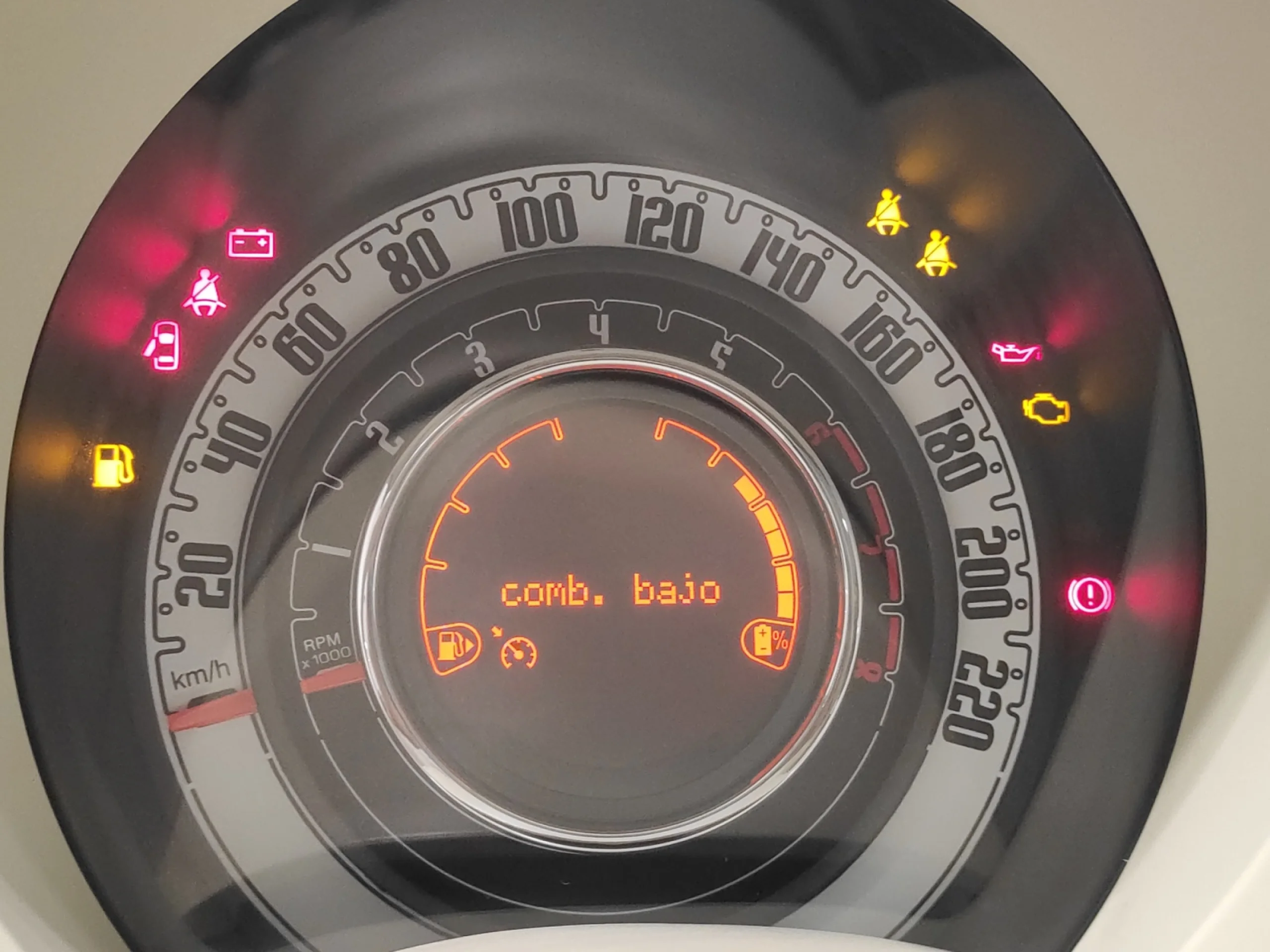 FIAT 500 DOLCEVITA 1.0 HYBRID 51KW (70 CV) - Foto 7