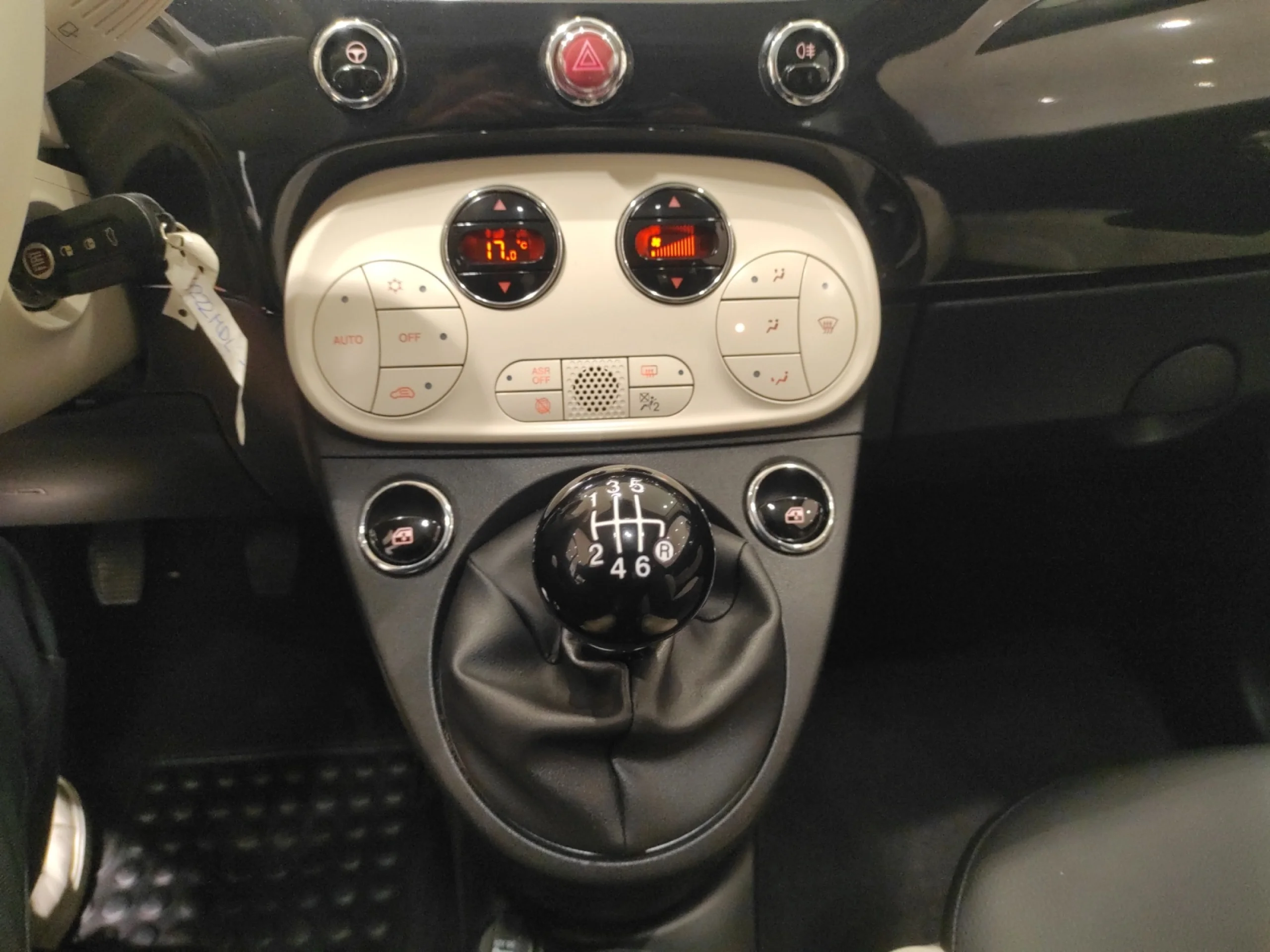 FIAT 500 DOLCEVITA 1.0 HYBRID 51KW (70 CV) - Foto 11