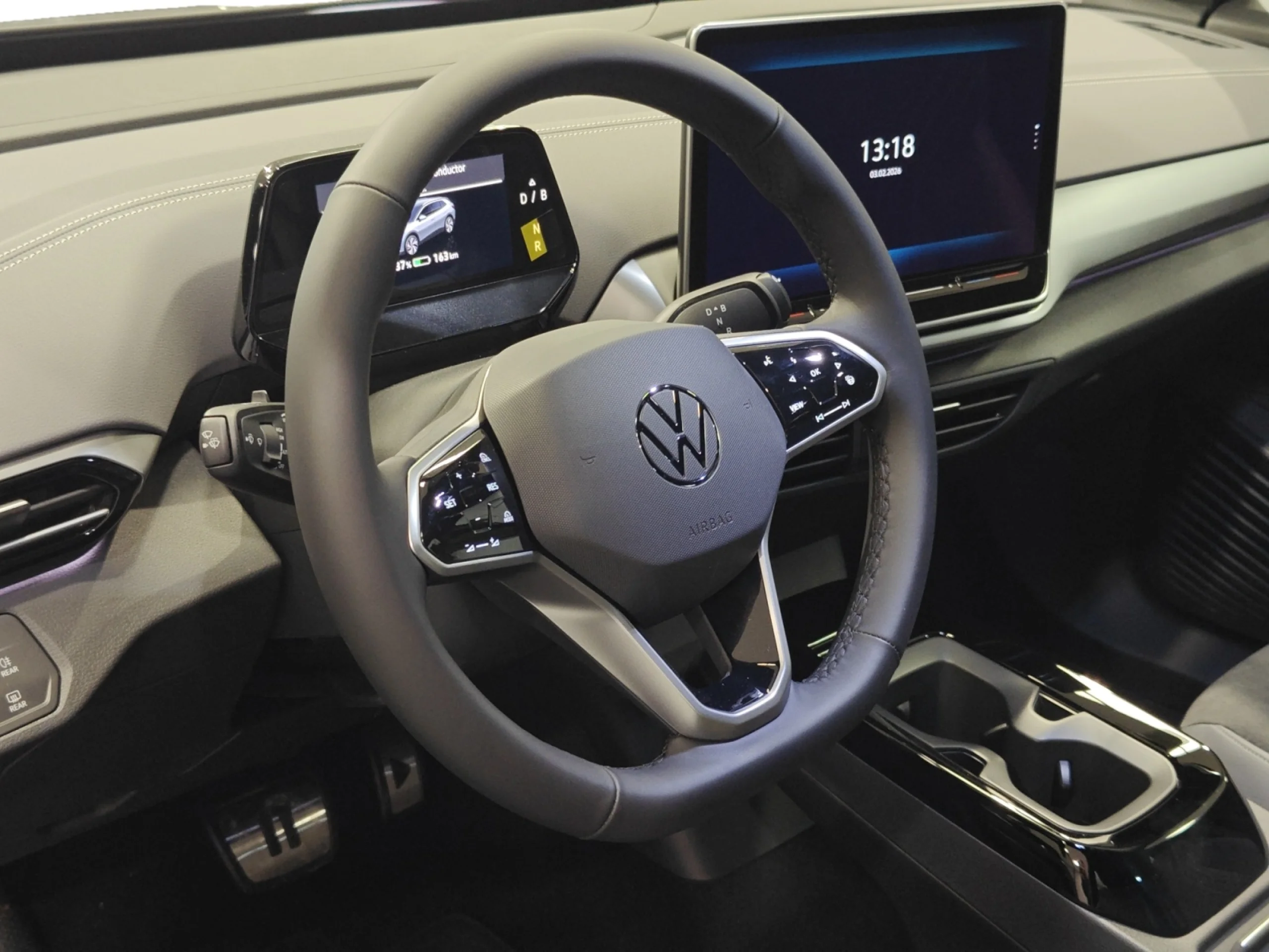 VOLKSWAGEN ID.4 PRO 4MOTION 210KW (286CV) 77KWH - Foto 9