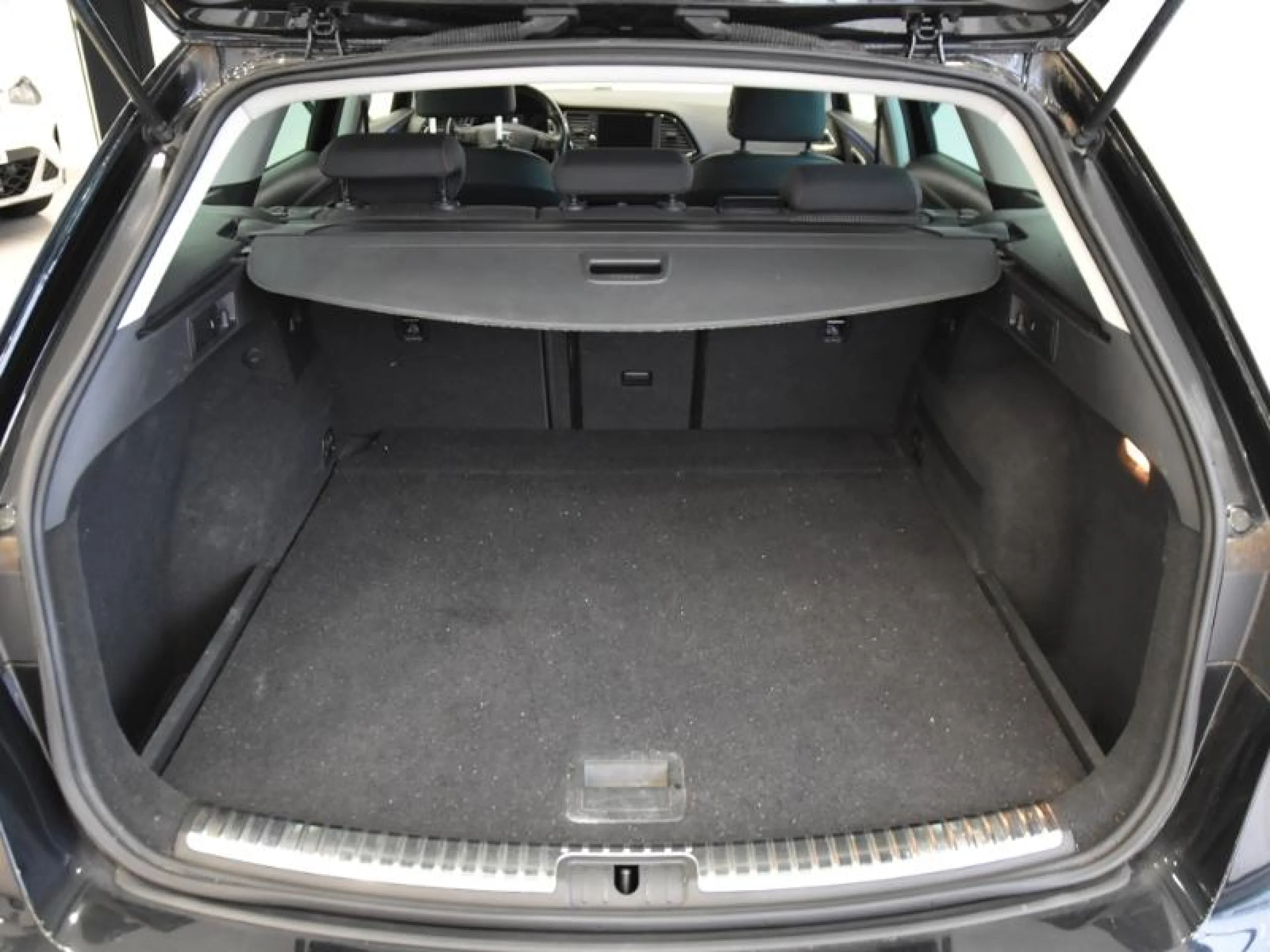 SEAT LEON ST 2.0 TDI 110KW (150CV) DSG 6 ST&SP FR - Foto 7