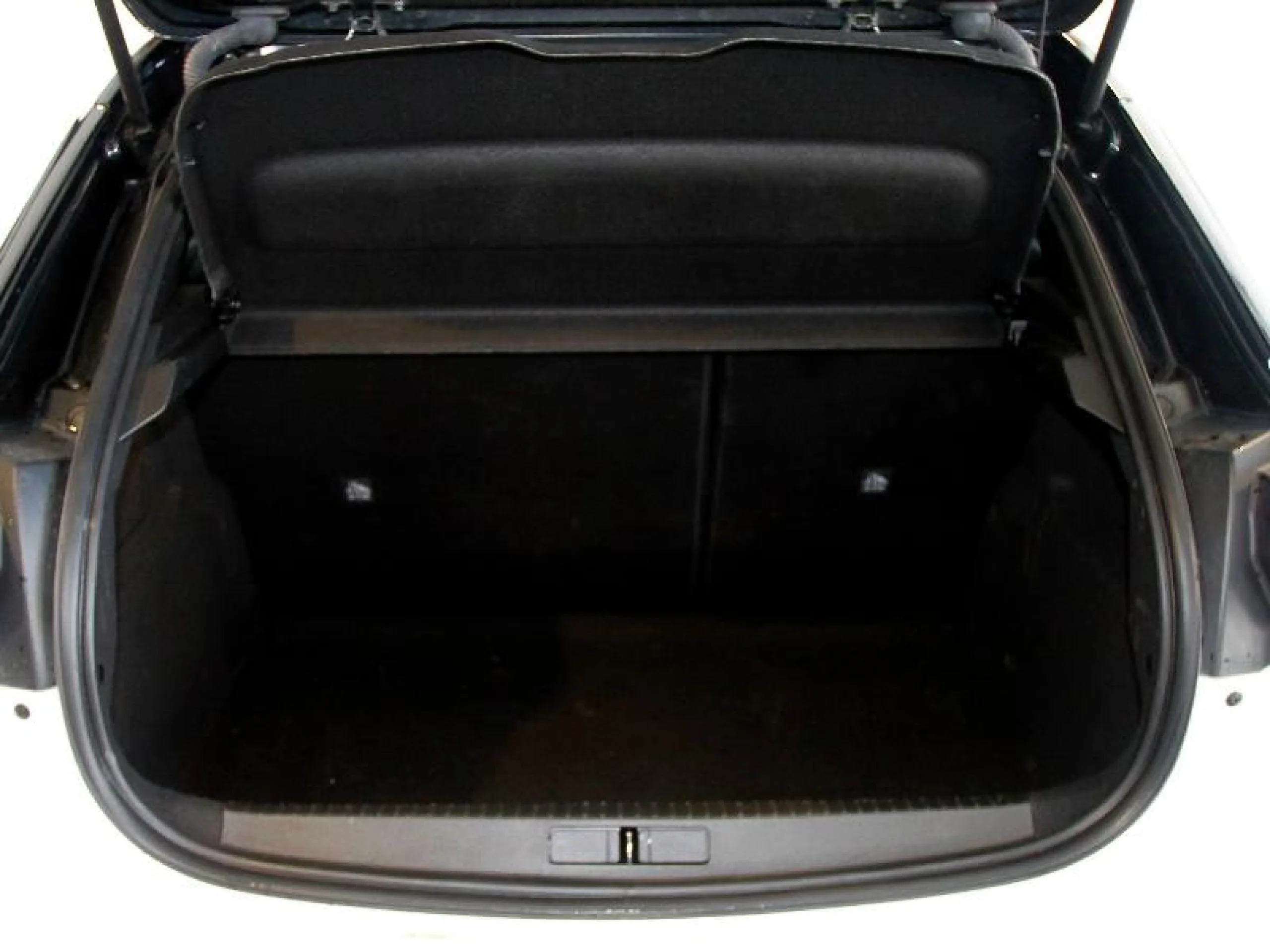 OPEL CORSA 1.2T XHL 74KW (100CV) GS - Foto 9