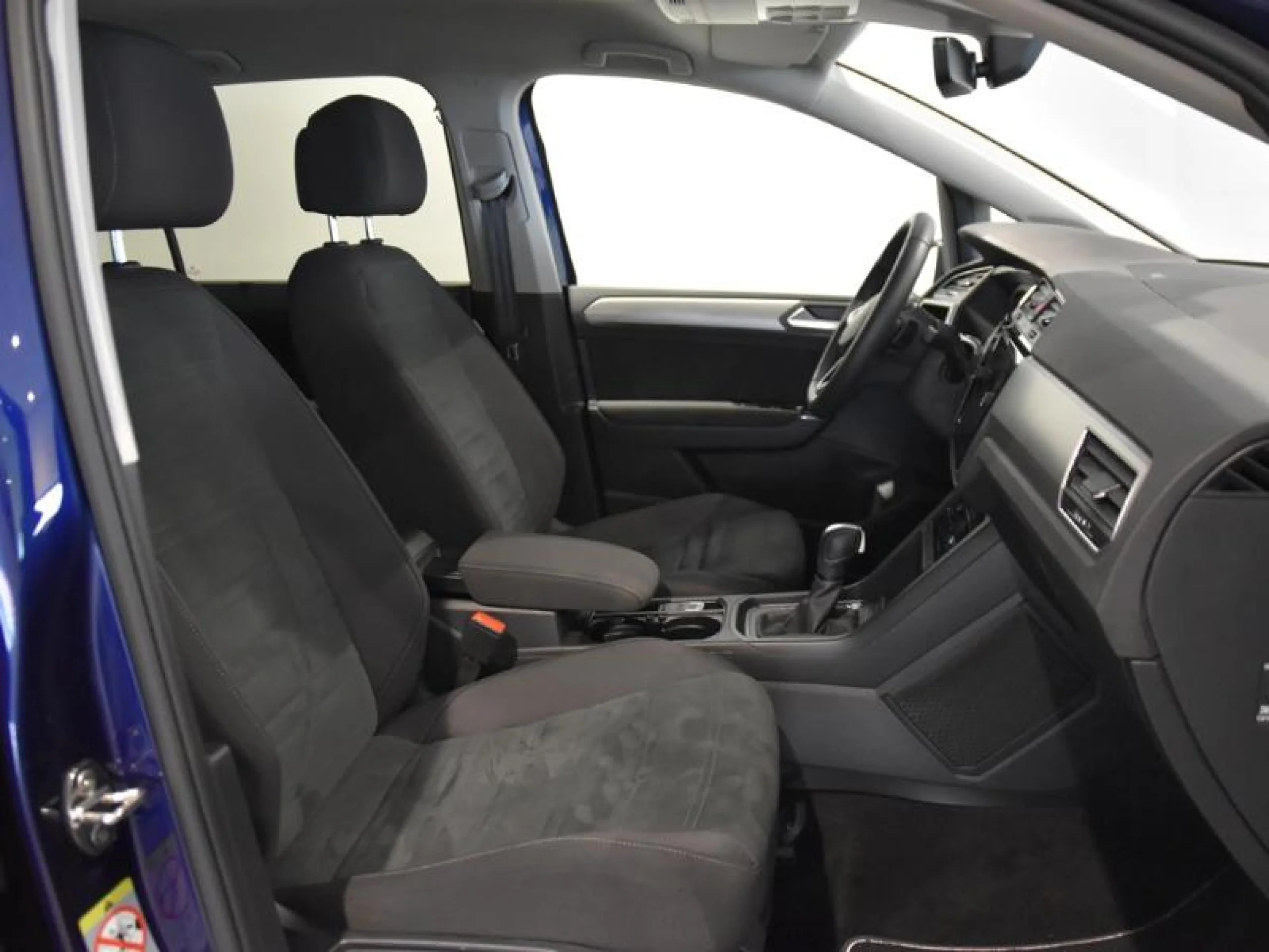 VOLKSWAGEN TOURAN ··MÁS·· 1.5 TSI 110KW (150CV) DSG - Foto 5