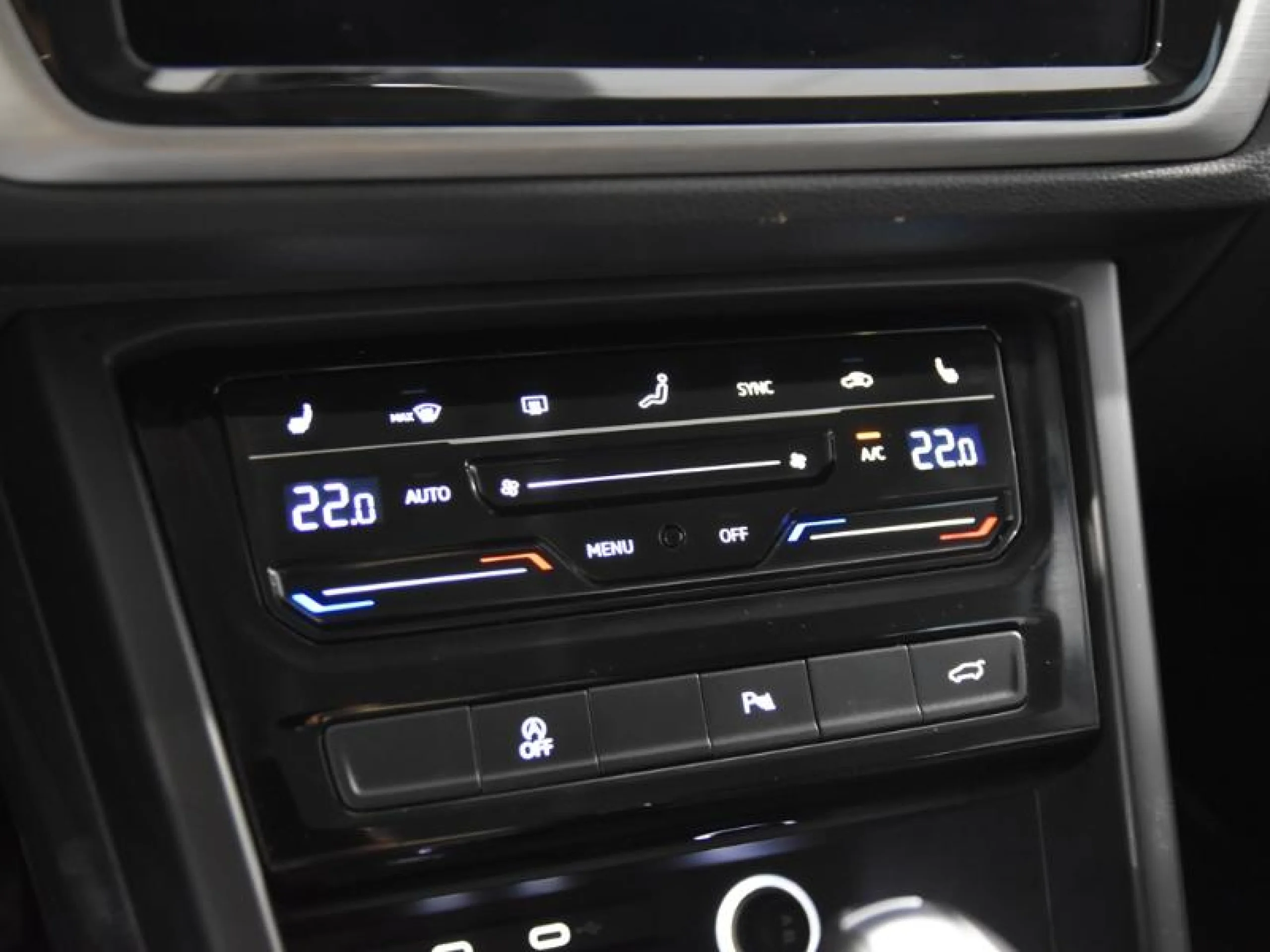 VOLKSWAGEN TOURAN ··MÁS·· 1.5 TSI 110KW (150CV) DSG - Foto 12