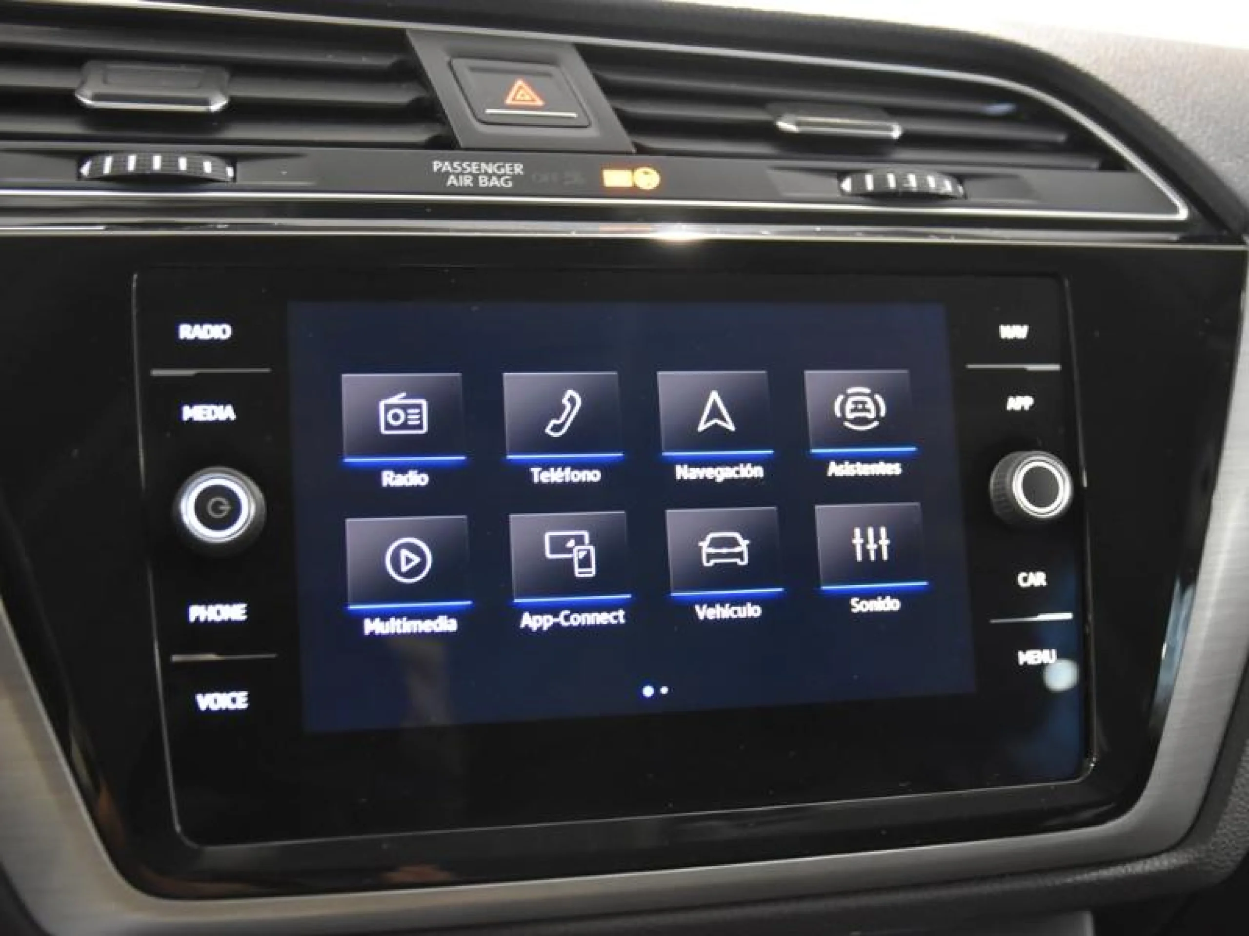 VOLKSWAGEN TOURAN ··MÁS·· 1.5 TSI 110KW (150CV) DSG - Foto 13