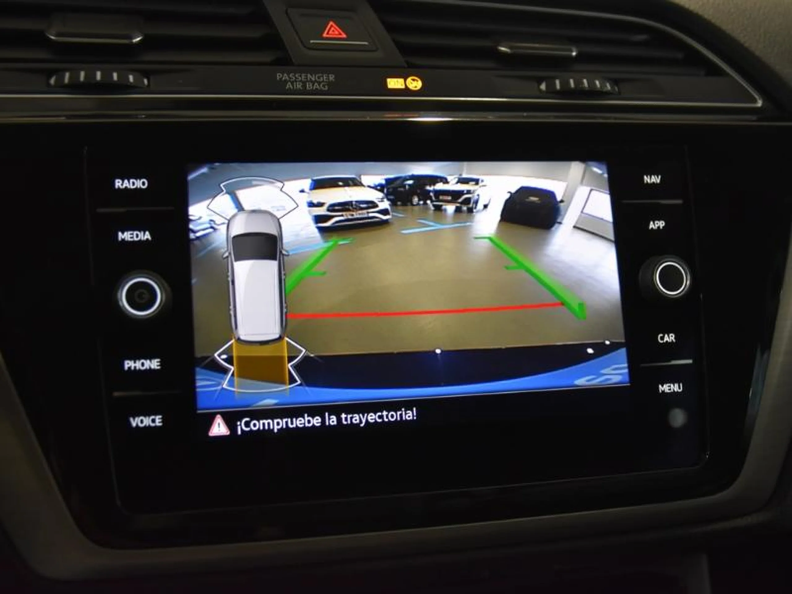 VOLKSWAGEN TOURAN ··MÁS·· 1.5 TSI 110KW (150CV) DSG - Foto 14