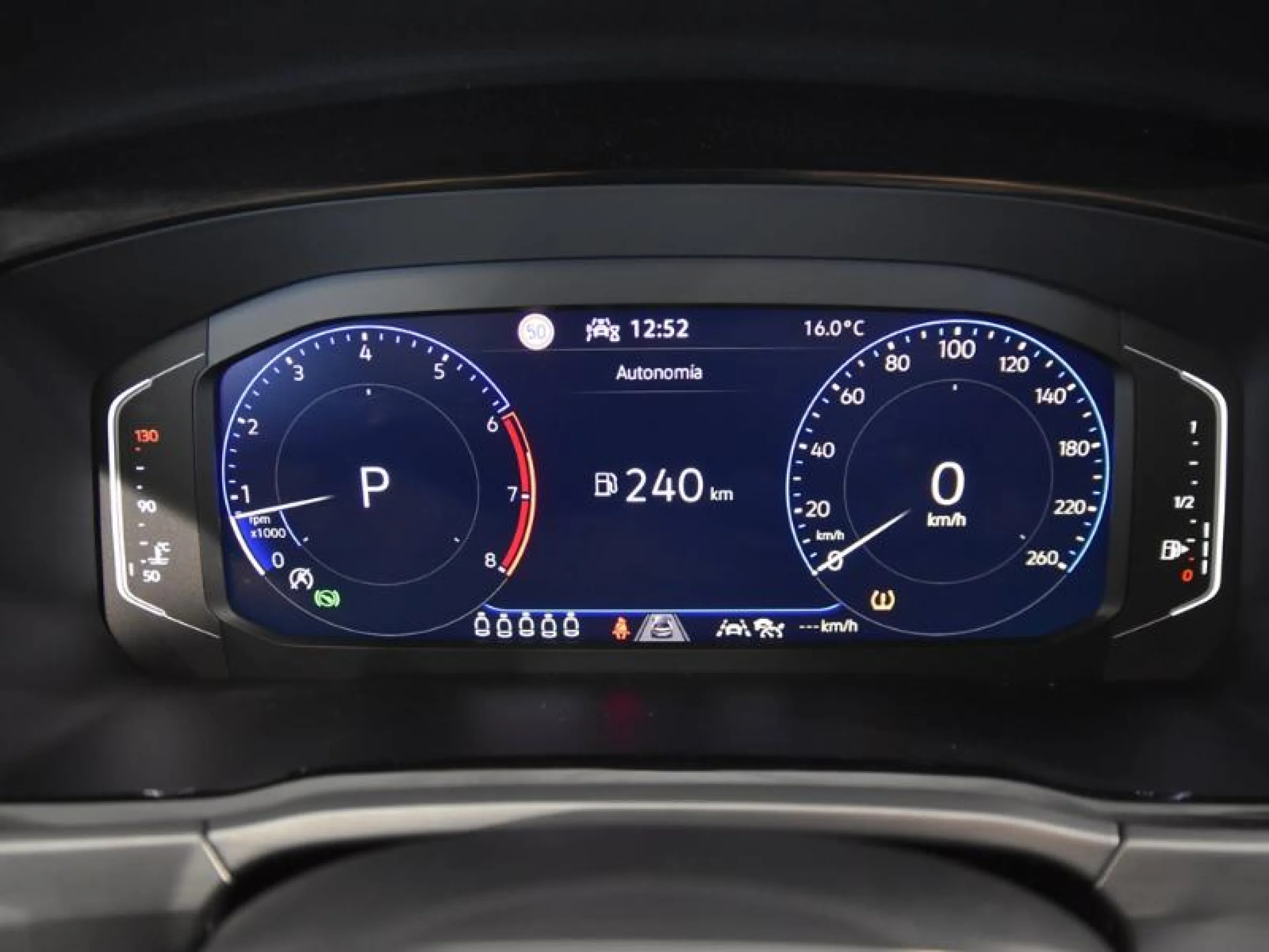 VOLKSWAGEN TOURAN ··MÁS·· 1.5 TSI 110KW (150CV) DSG - Foto 16