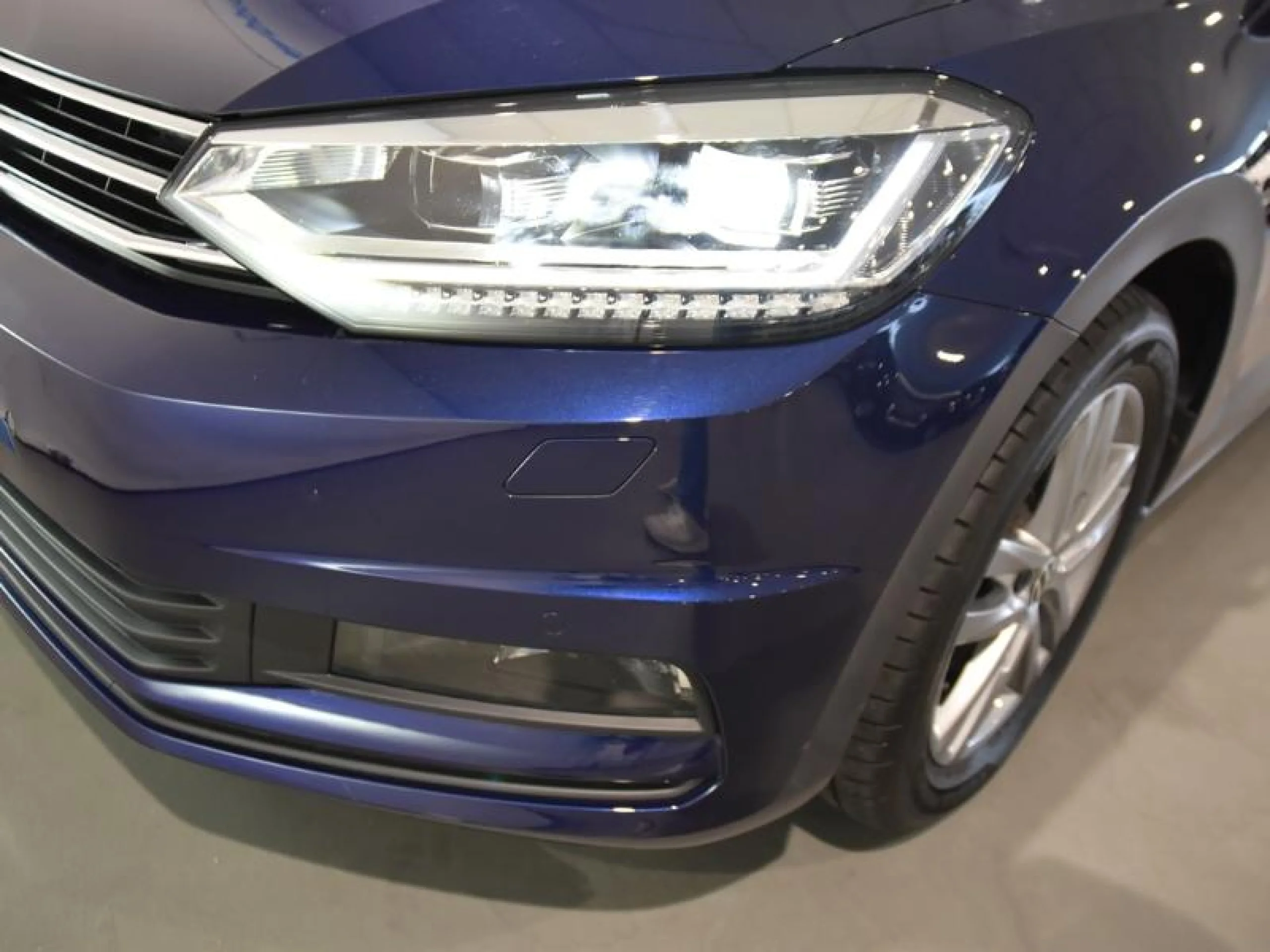 VOLKSWAGEN TOURAN ··MÁS·· 1.5 TSI 110KW (150CV) DSG - Foto 20