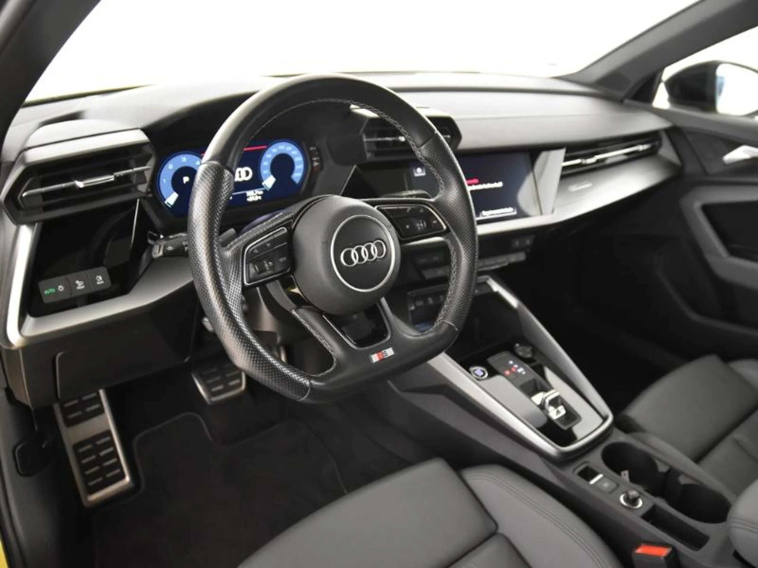 AUDI A3 SPORTBACK BLACK LINE 35 TDI 110KW S TRON - Foto 9