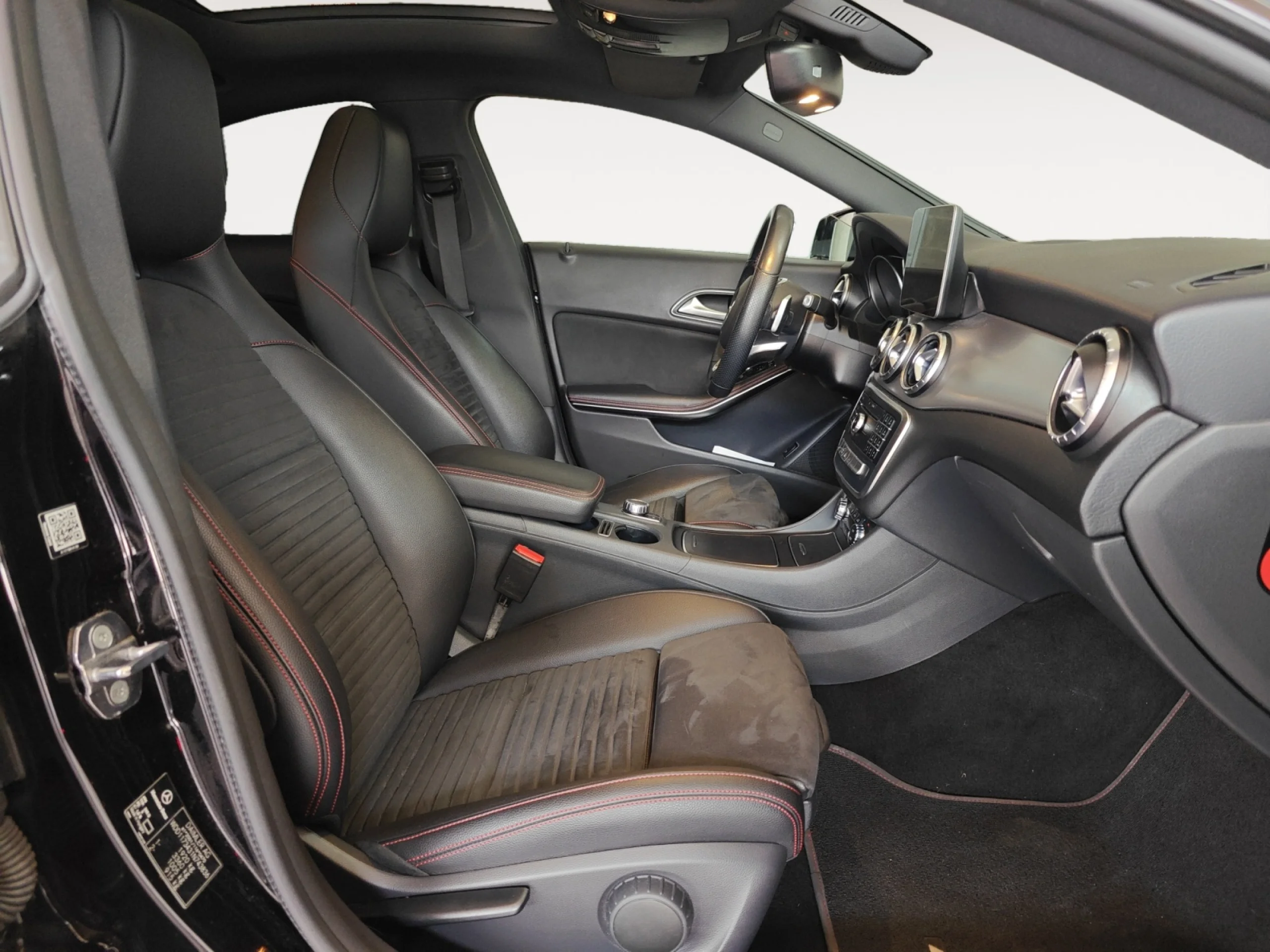 MERCEDES-BENZ Clase cla CLA 200 - Foto 5