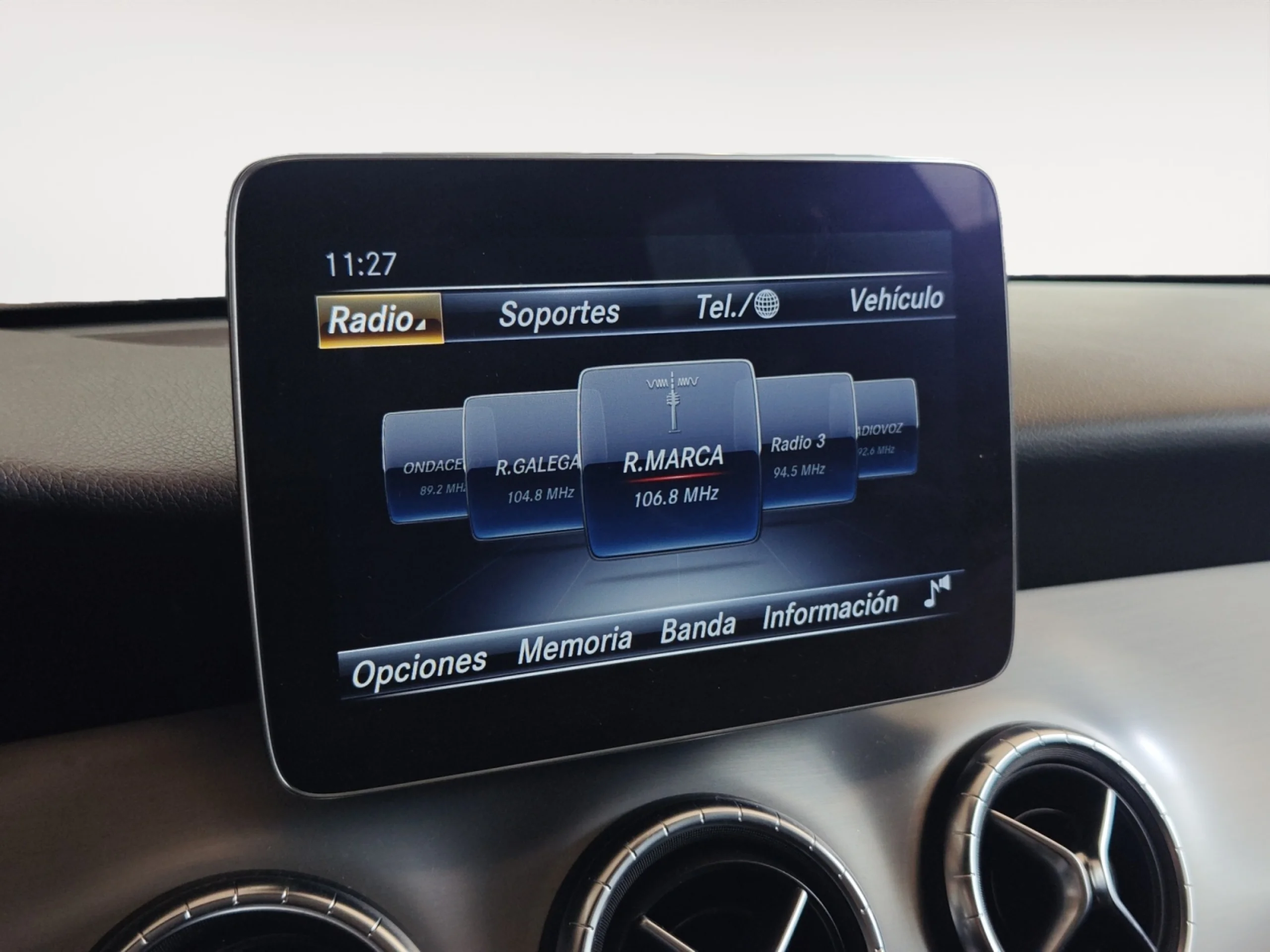 MERCEDES-BENZ Clase cla CLA 200 - Foto 13
