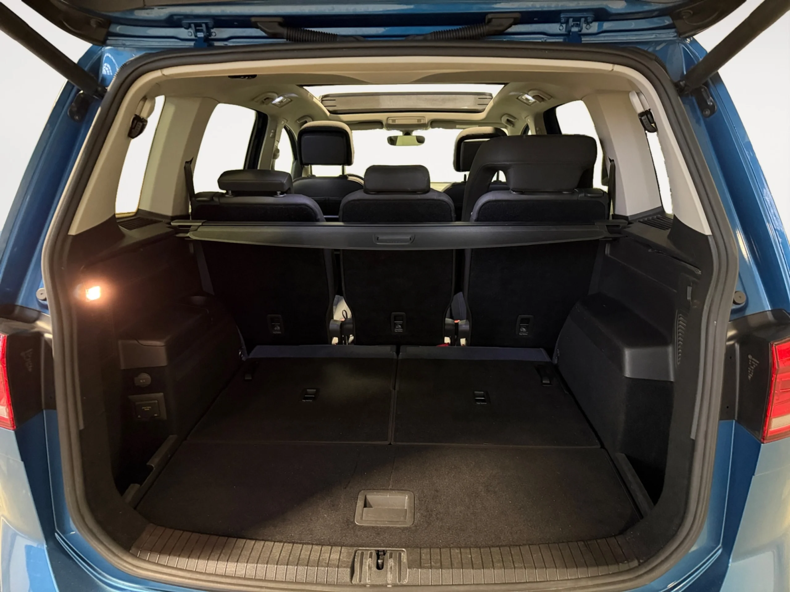 VOLKSWAGEN TOURAN SPORT 1.6 TDI BMT - Foto 7