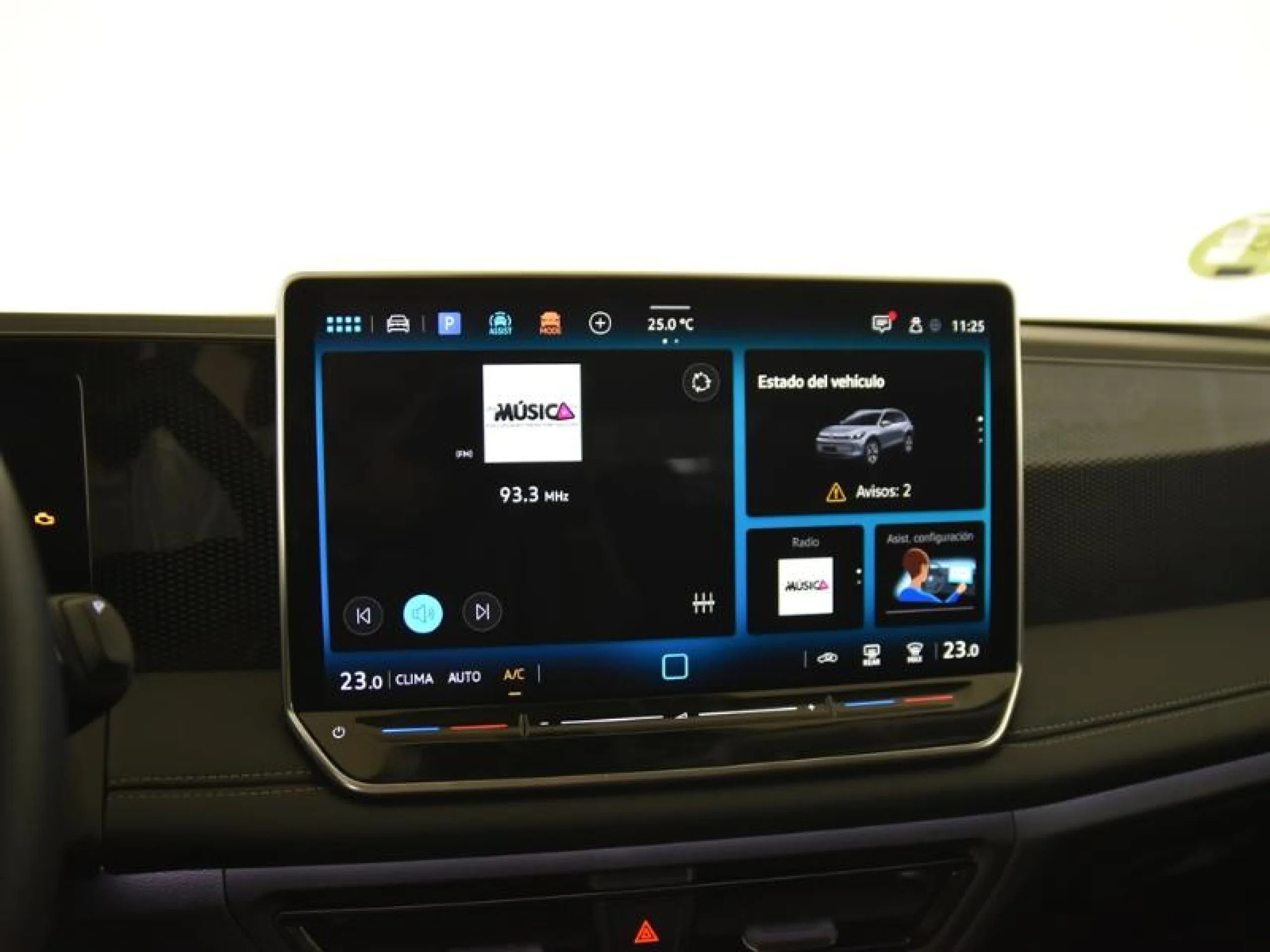 VOLKSWAGEN TIGUAN ··MÁS·· 2.0 TDI 110KW (150CV) DSG - Foto 11