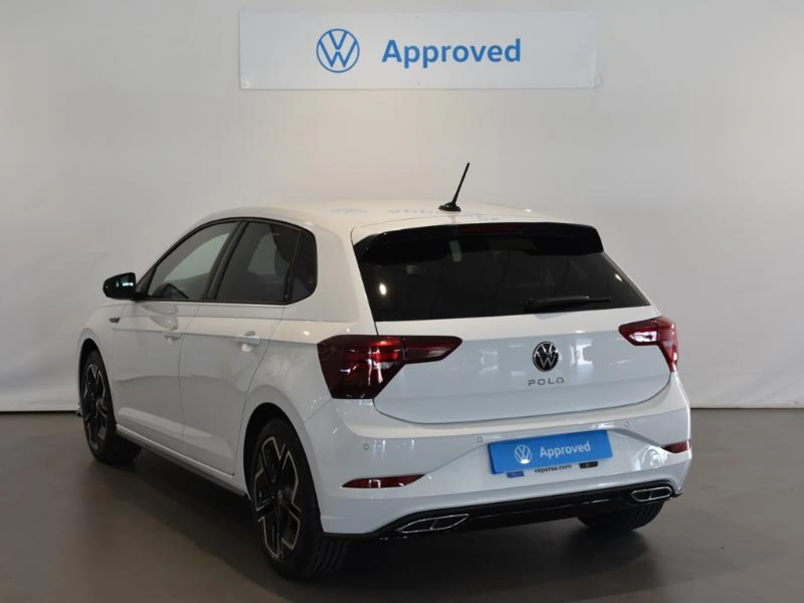 VOLKSWAGEN POLO POLO R LINE 1.0 TSI 85 KW (115 CV)  AUTOMÁTICO DSG 7 VEL. - Foto 2