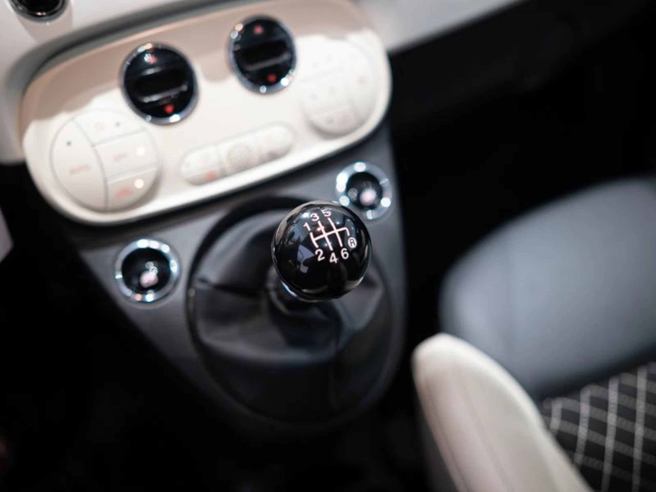 FIAT 500 DOLCEVITA 1.0 HYBRID 52KW (70 CV) - Foto 14