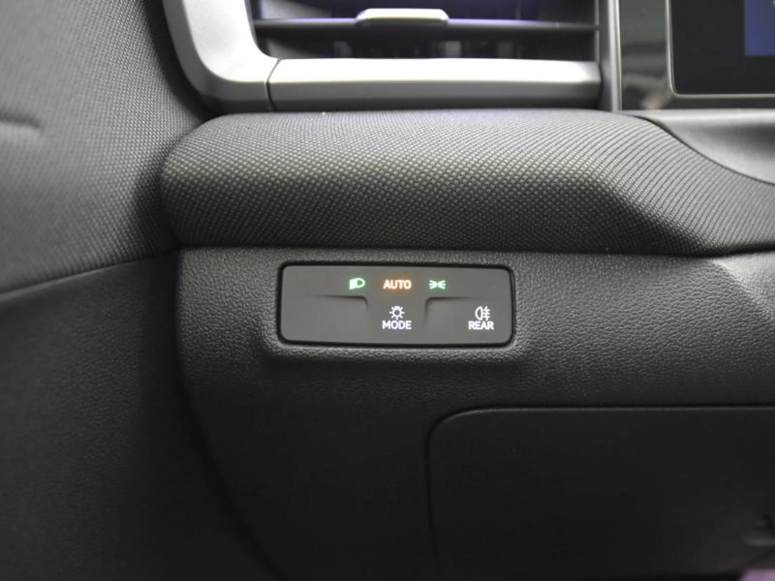 VOLKSWAGEN T ROC T ROC MÁS 1.5 ETSI 85 KW (116 CV)  AUTOMÁTICO DSG 7 VEL. - Foto 18