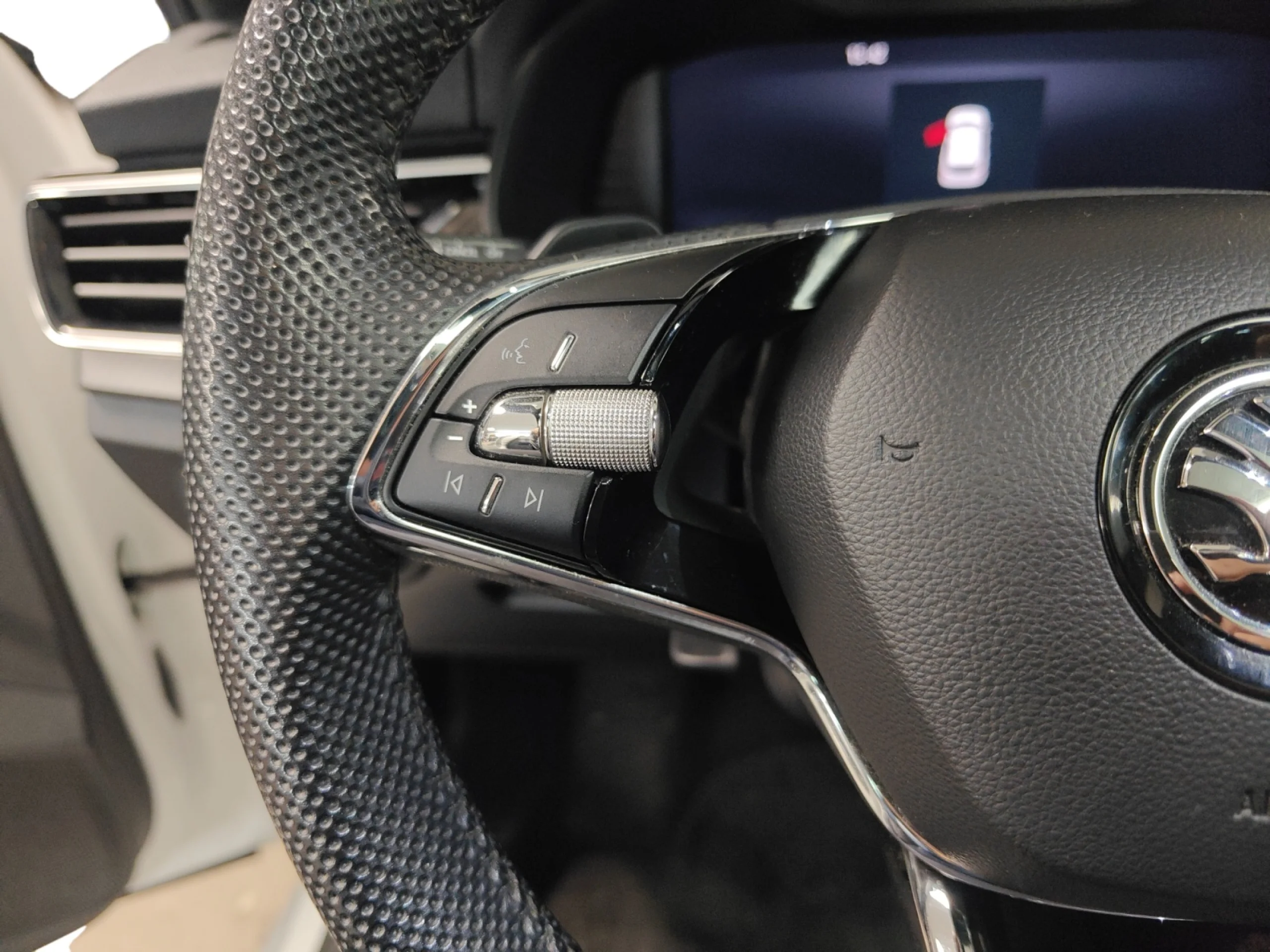 SKODA KAMIQ 1.5 TSI 110KW (150CV) DSG MONTECARLO - Foto 11