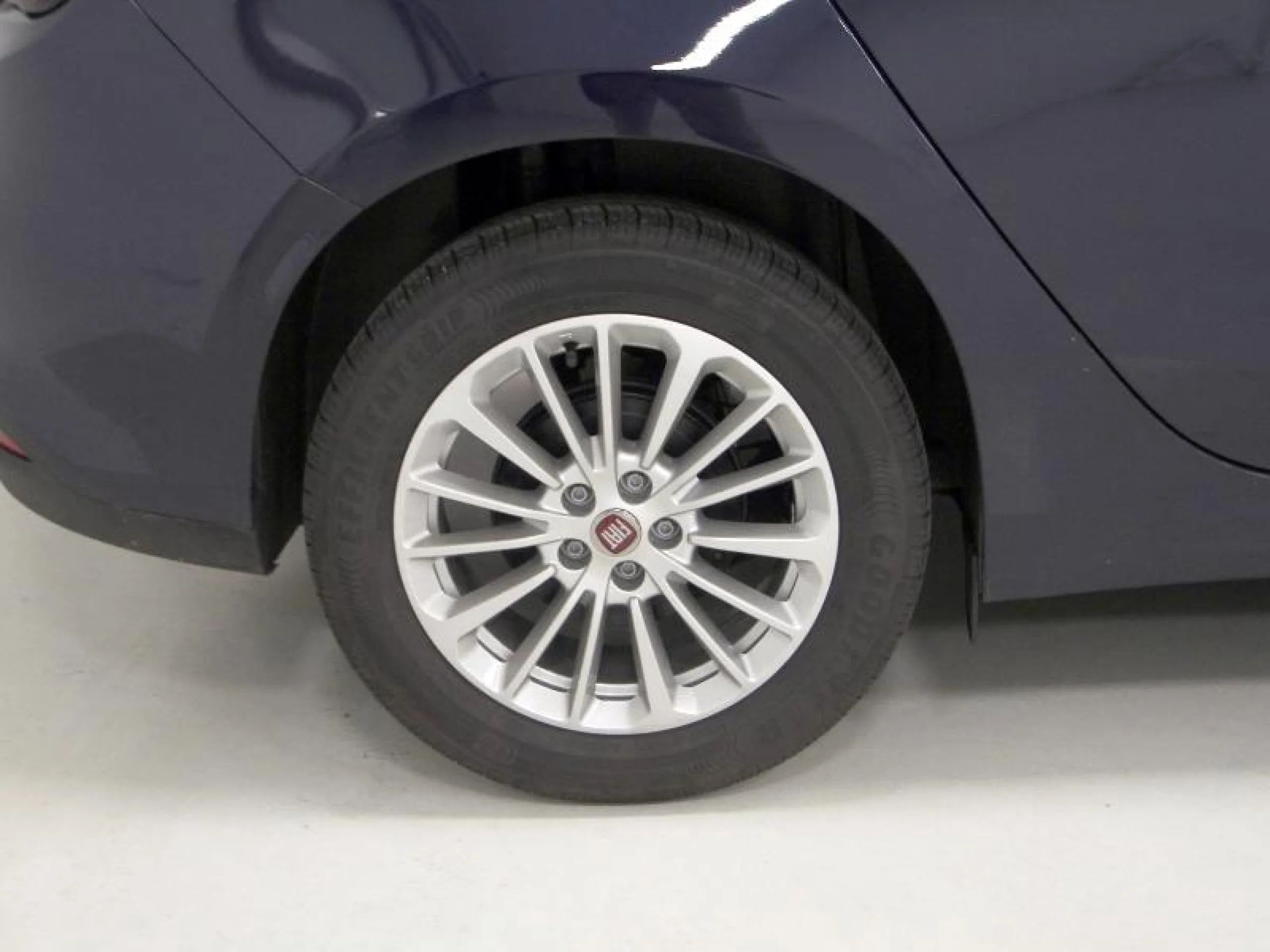 FIAT TIPO LIFE 1.0 73KW (100CV) - Foto 17