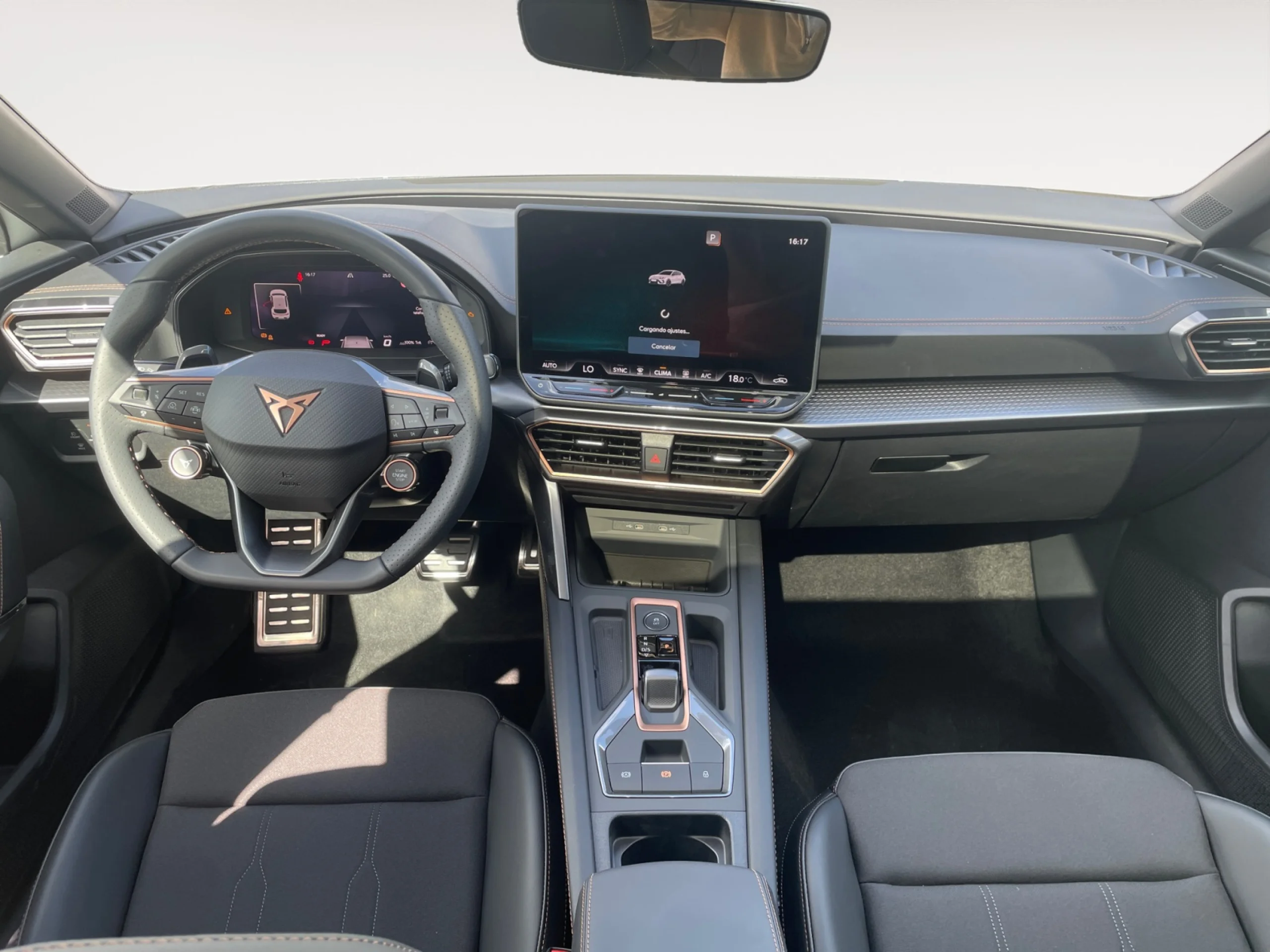 CUPRA LEON 1.5 ETSI 110KW (150CV) DSG - Foto 4