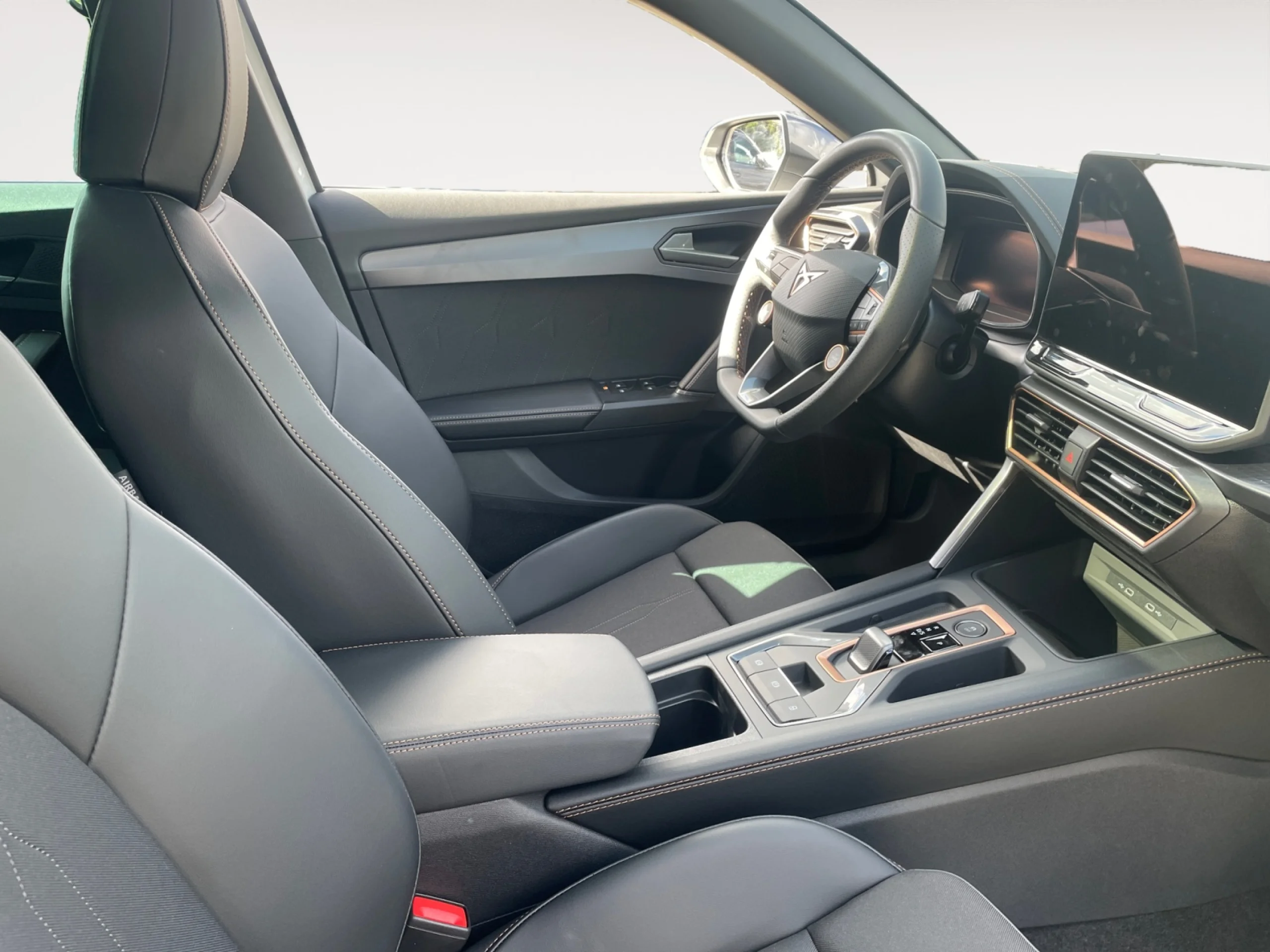 CUPRA LEON 1.5 ETSI 110KW (150CV) DSG - Foto 5