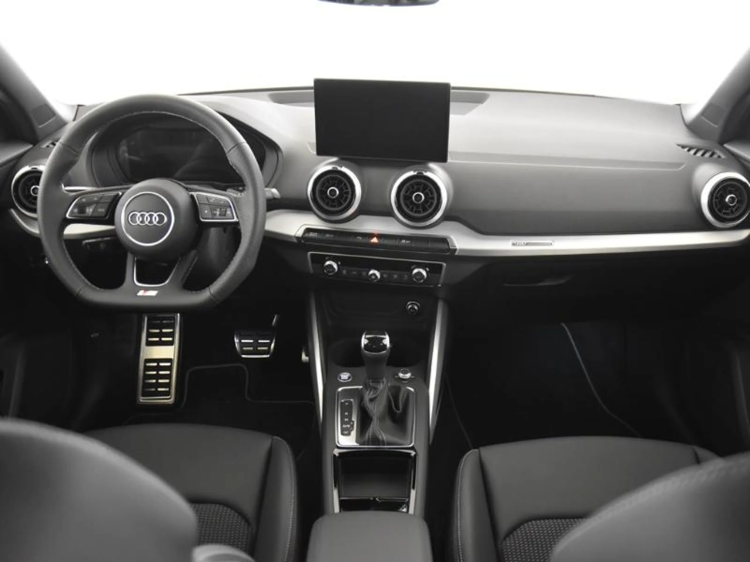 AUDI Q2 ADRENALIN 35 TFSI 110KW (150CV) S TRONIC - Foto 4