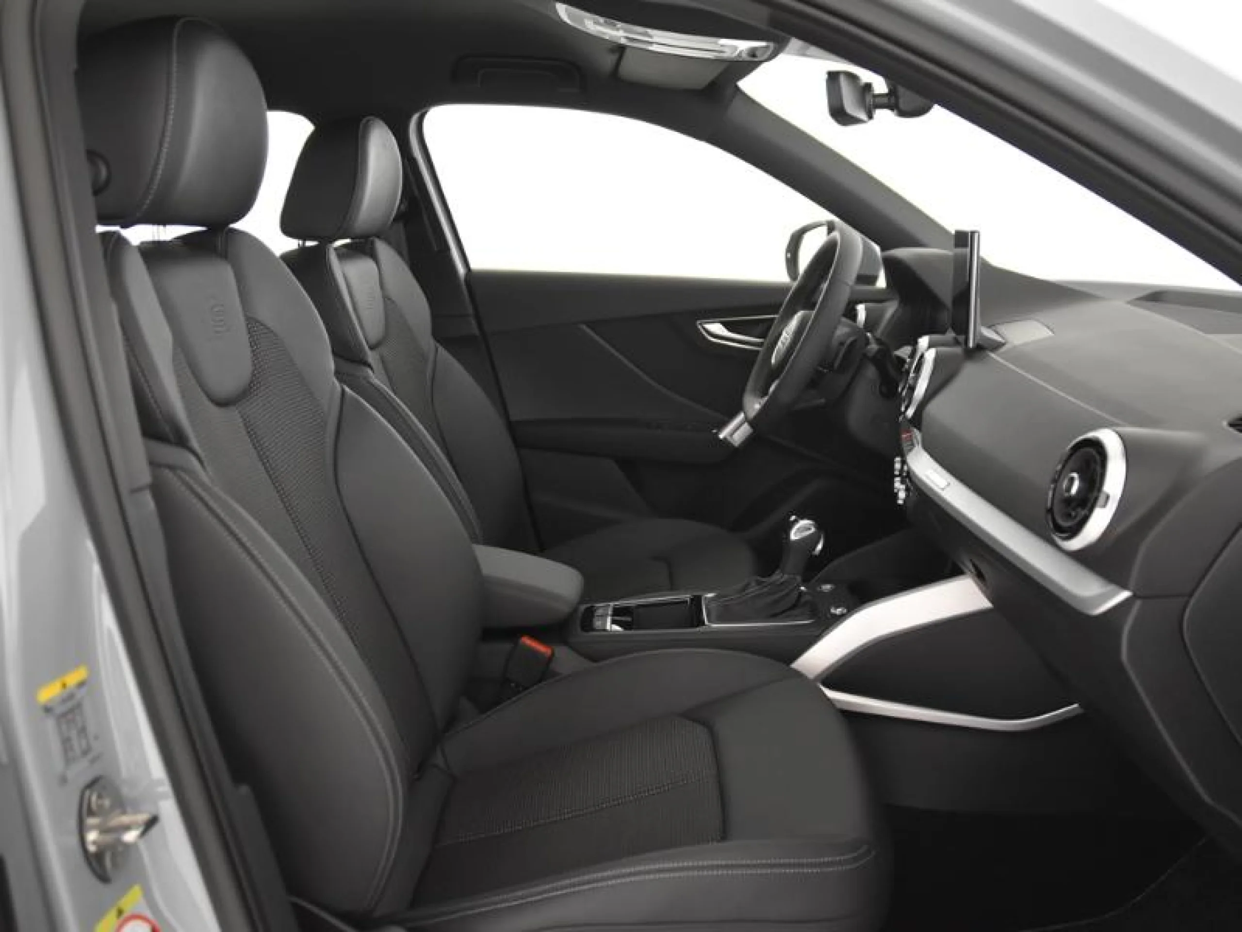 AUDI Q2 ADRENALIN 35 TFSI 110KW (150CV) S TRONIC - Foto 5