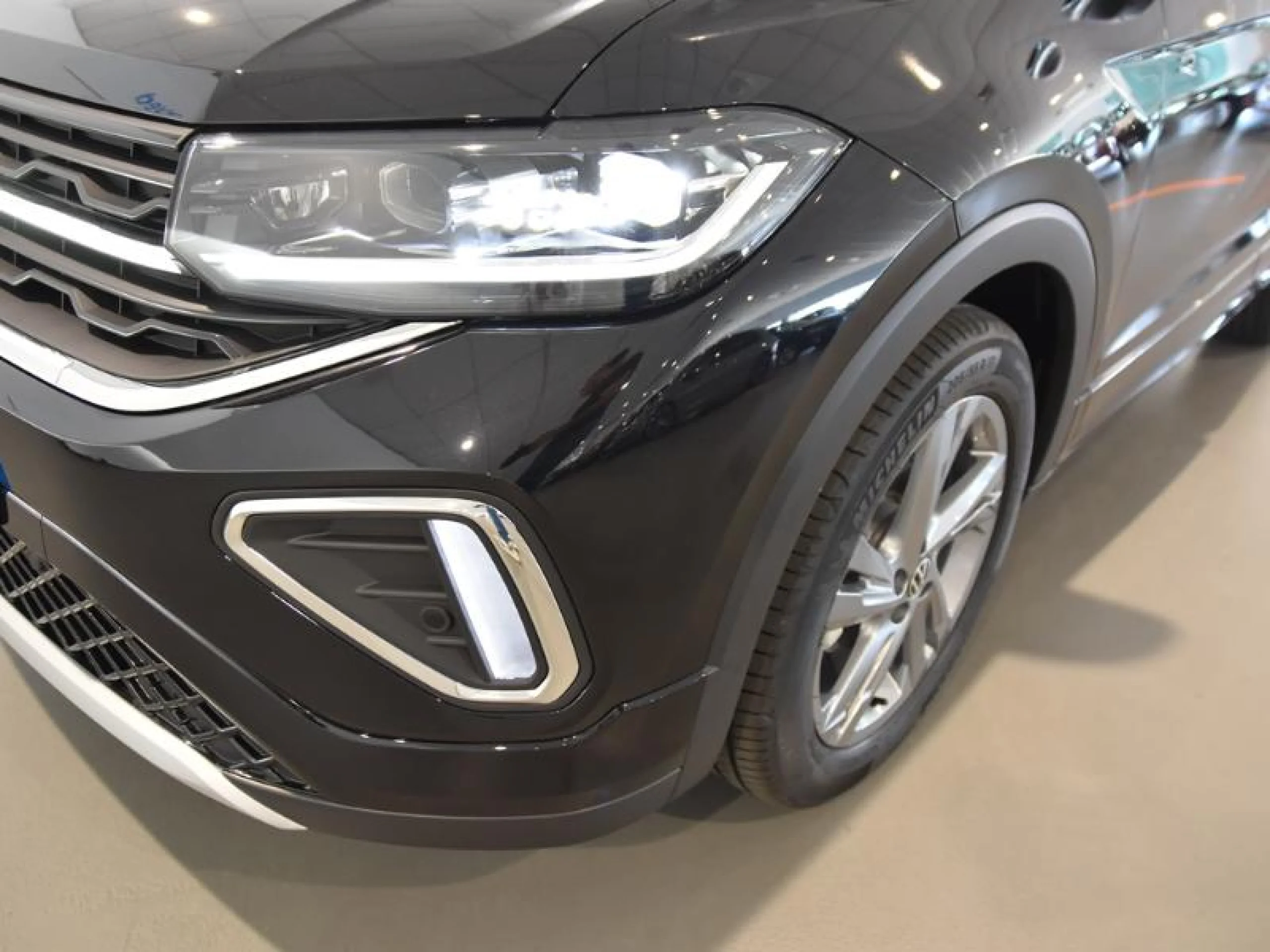 VOLKSWAGEN T CROSS T CROSS R LINE 1.0 TSI 85 KW (115 CV)  6 VEL. - Foto 19