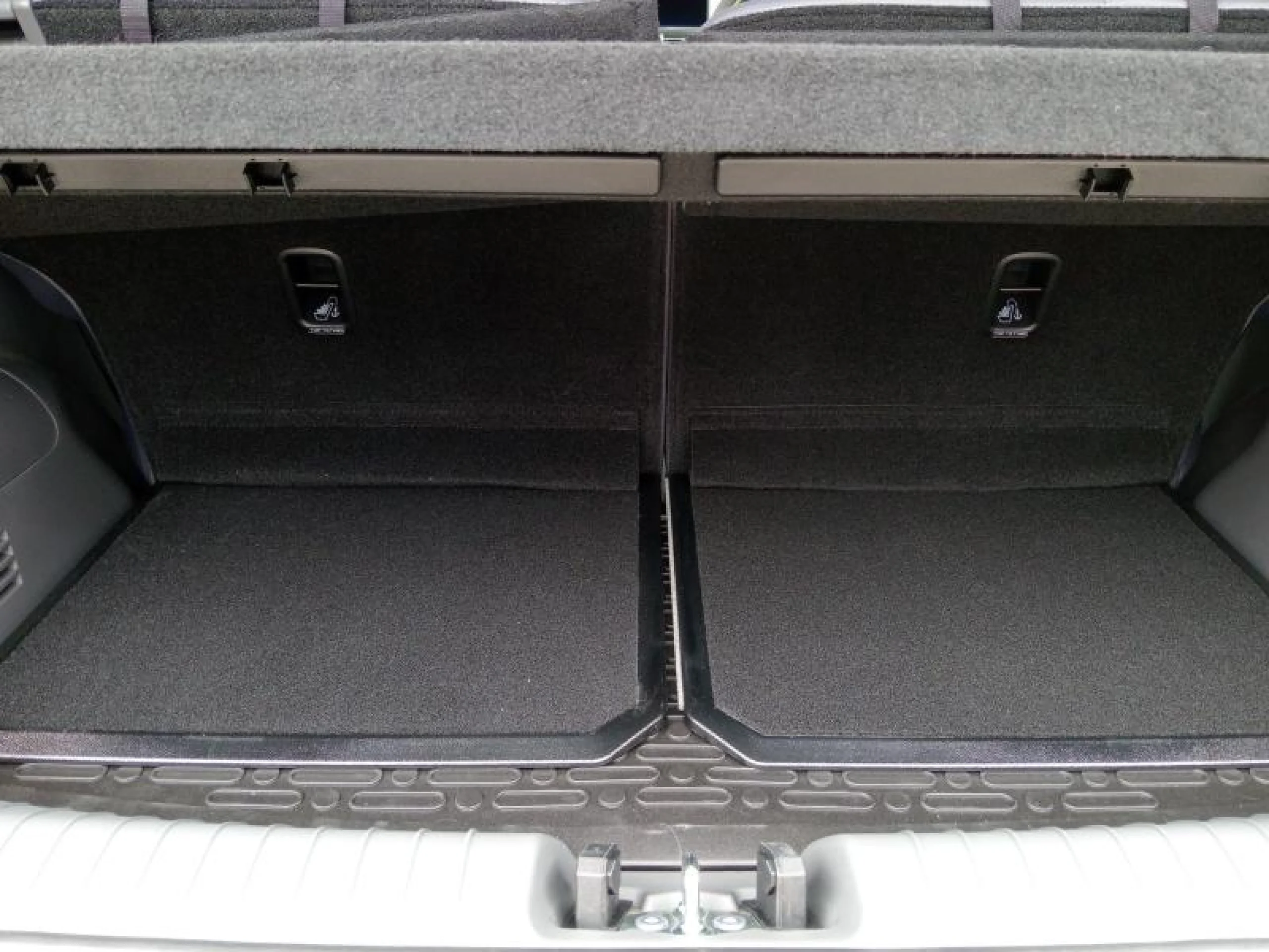 HYUNDAI INSTER 49KWH 85KW (115CV) MAXX - Foto 5