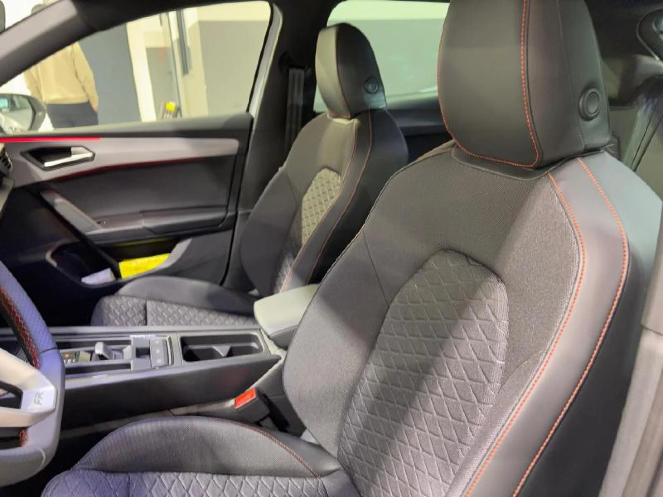 SEAT NUEVO LEON 1.5 ETSI 85KW DSG S&S FR ONE - Foto 6