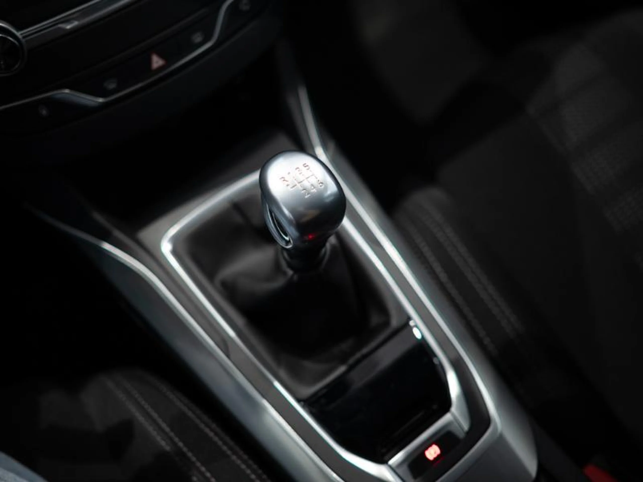 PEUGEOT 308 5P ALLURE 1.2 PURETECH 96KW (130CV) S&S - Foto 14