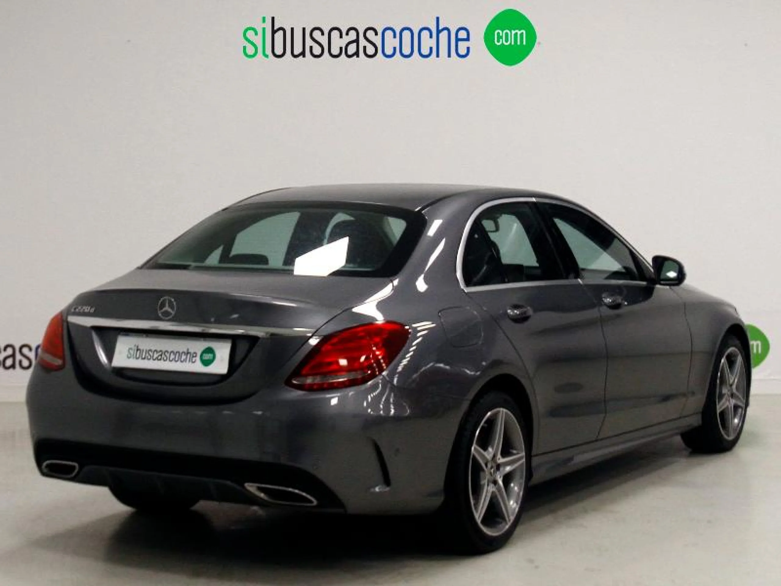 MERCEDES-BENZ CLASE C C 220 D AMG LINE - Foto 17