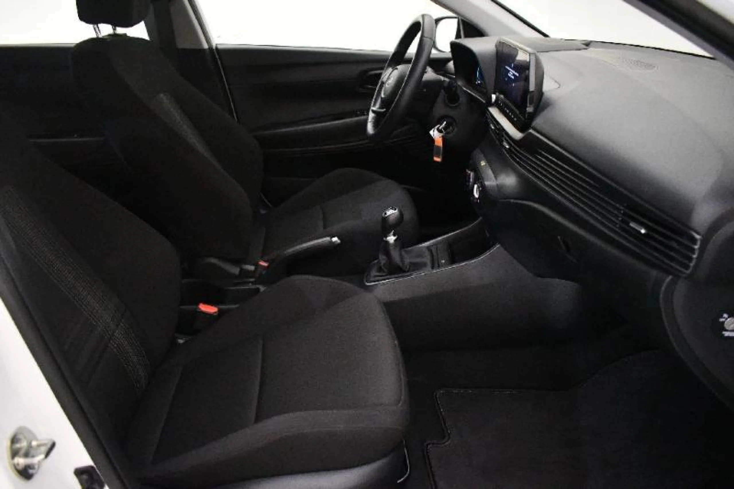 HYUNDAI BAYON 1.0 TGDI 74KW (100CV) 48V XLS - Foto 5