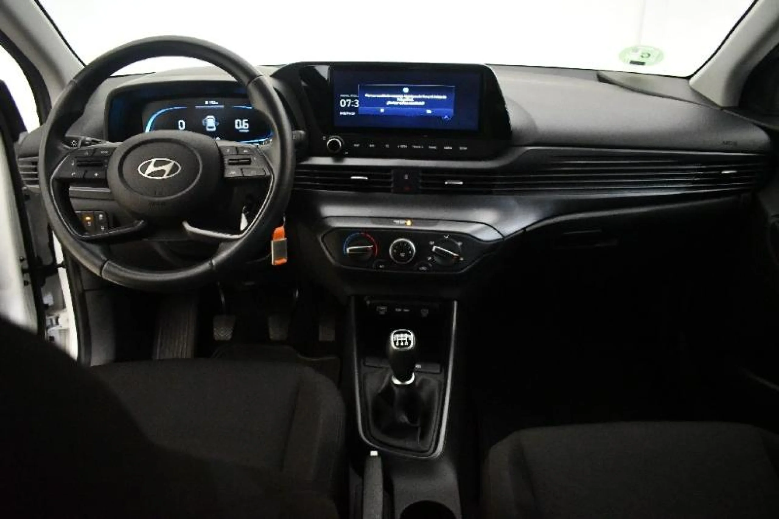 HYUNDAI BAYON 1.0 TGDI 74KW (100CV) 48V XLS - Foto 8
