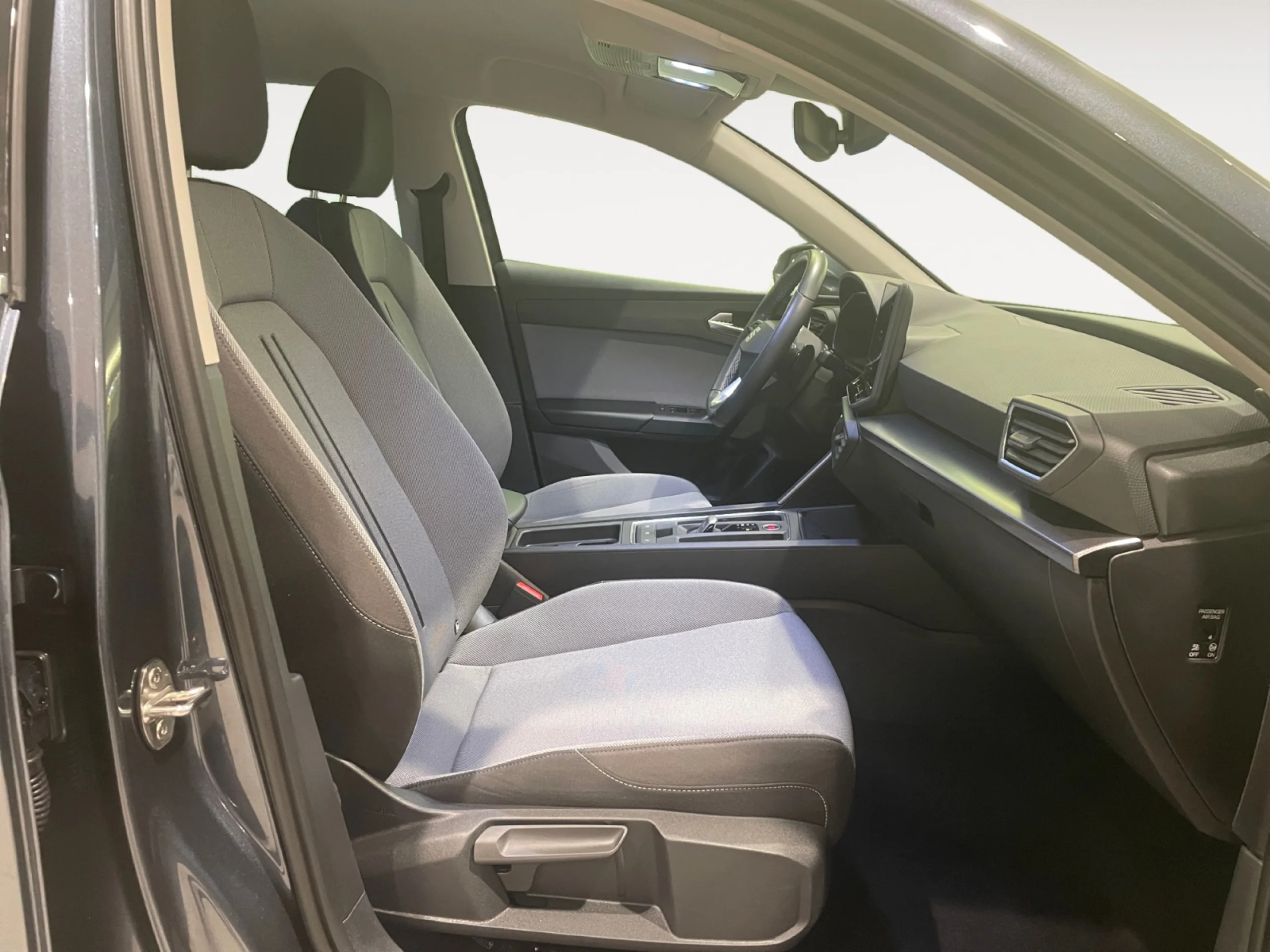 SEAT LEON 1.5 ETSI 85KW DSG STYLE 25 ANIVERSARIO - Foto 5