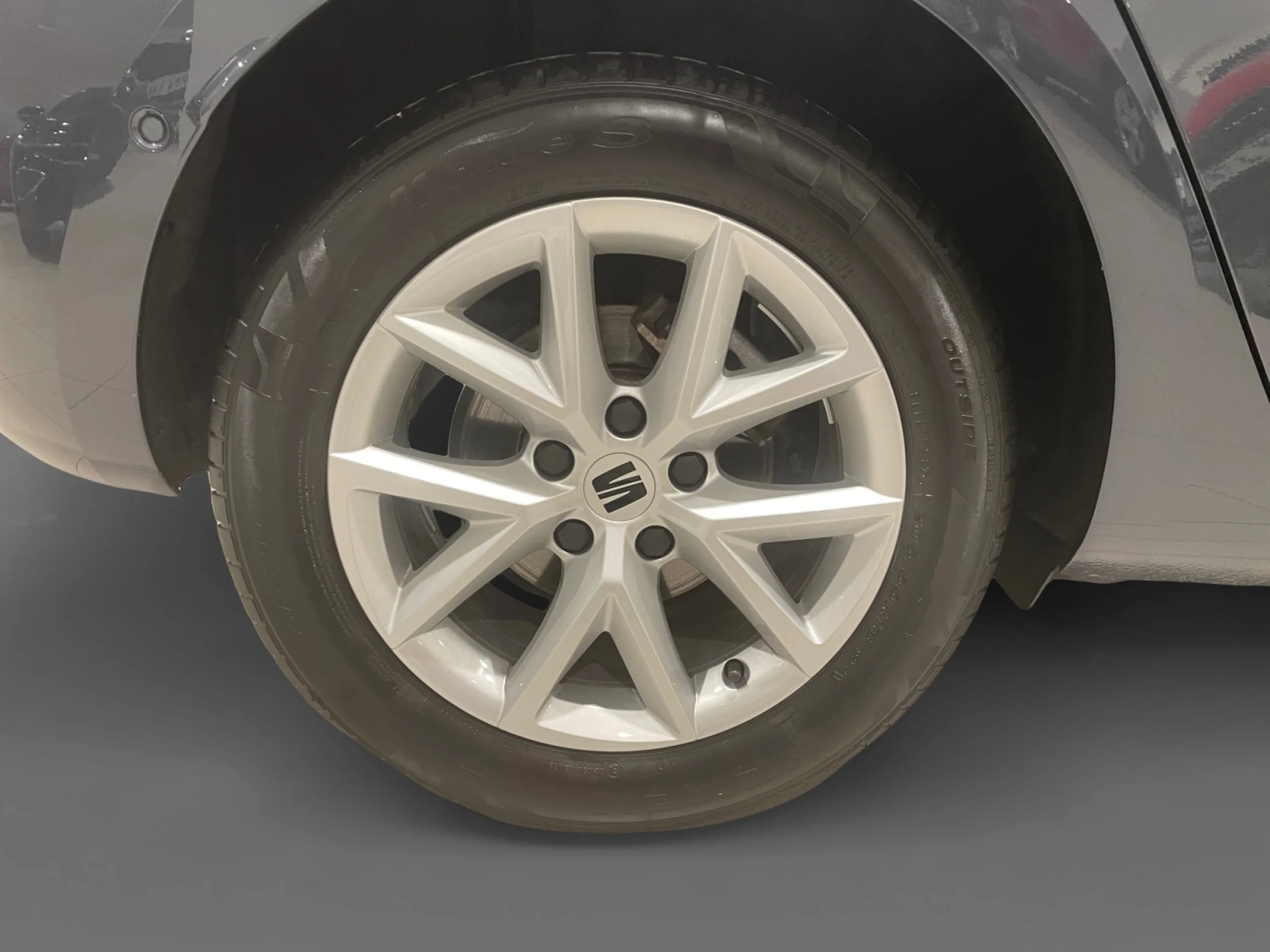 SEAT LEON 1.5 ETSI 85KW DSG STYLE 25 ANIVERSARIO - Foto 8