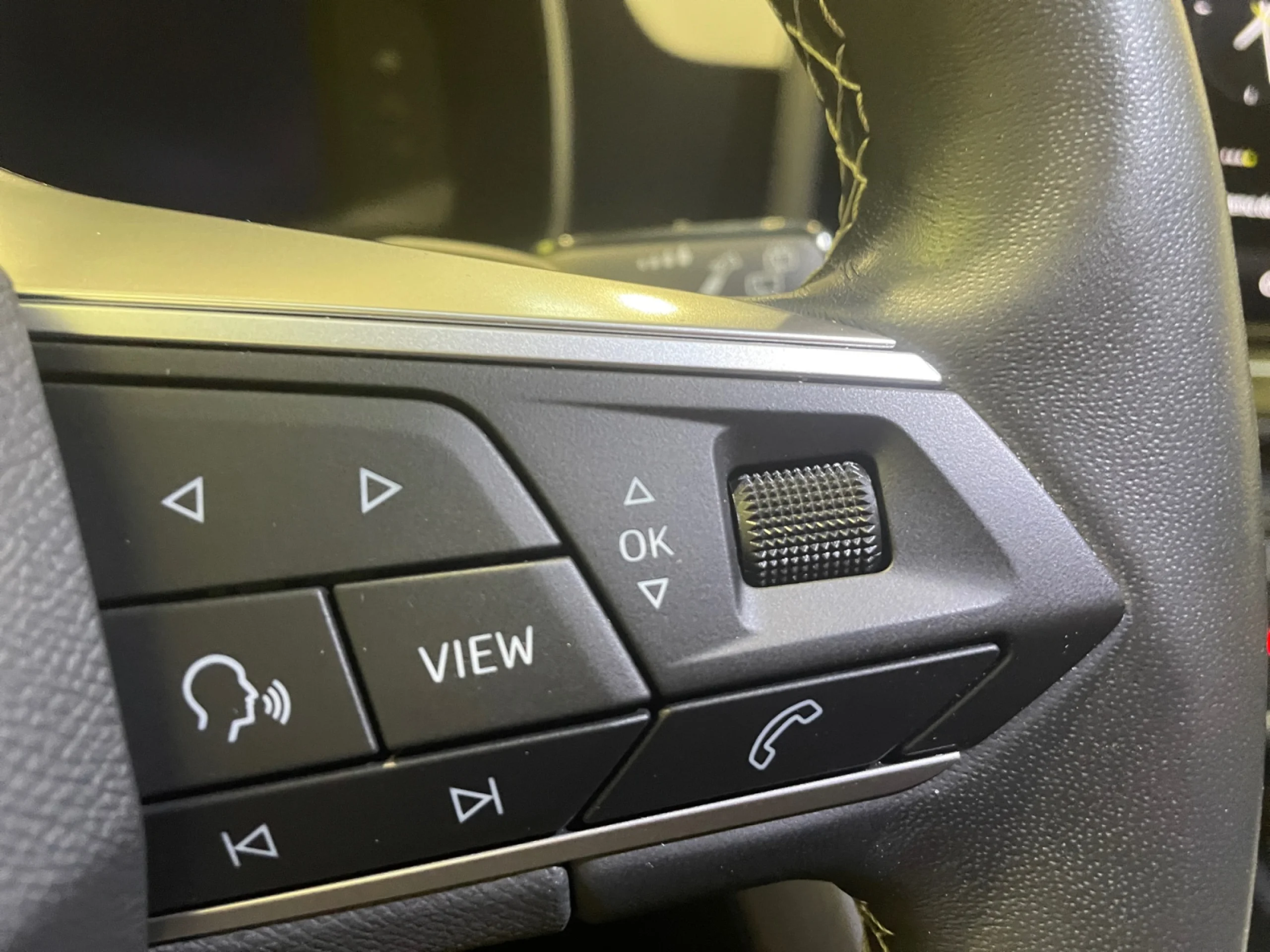 SEAT LEON 1.5 ETSI 85KW DSG STYLE 25 ANIVERSARIO - Foto 10