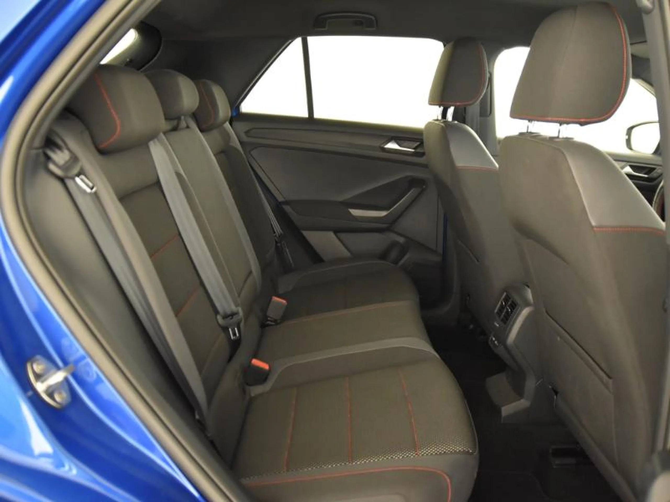 VOLKSWAGEN T ROC SPORT 1.5 TSI 110KW (150CV) - Foto 6