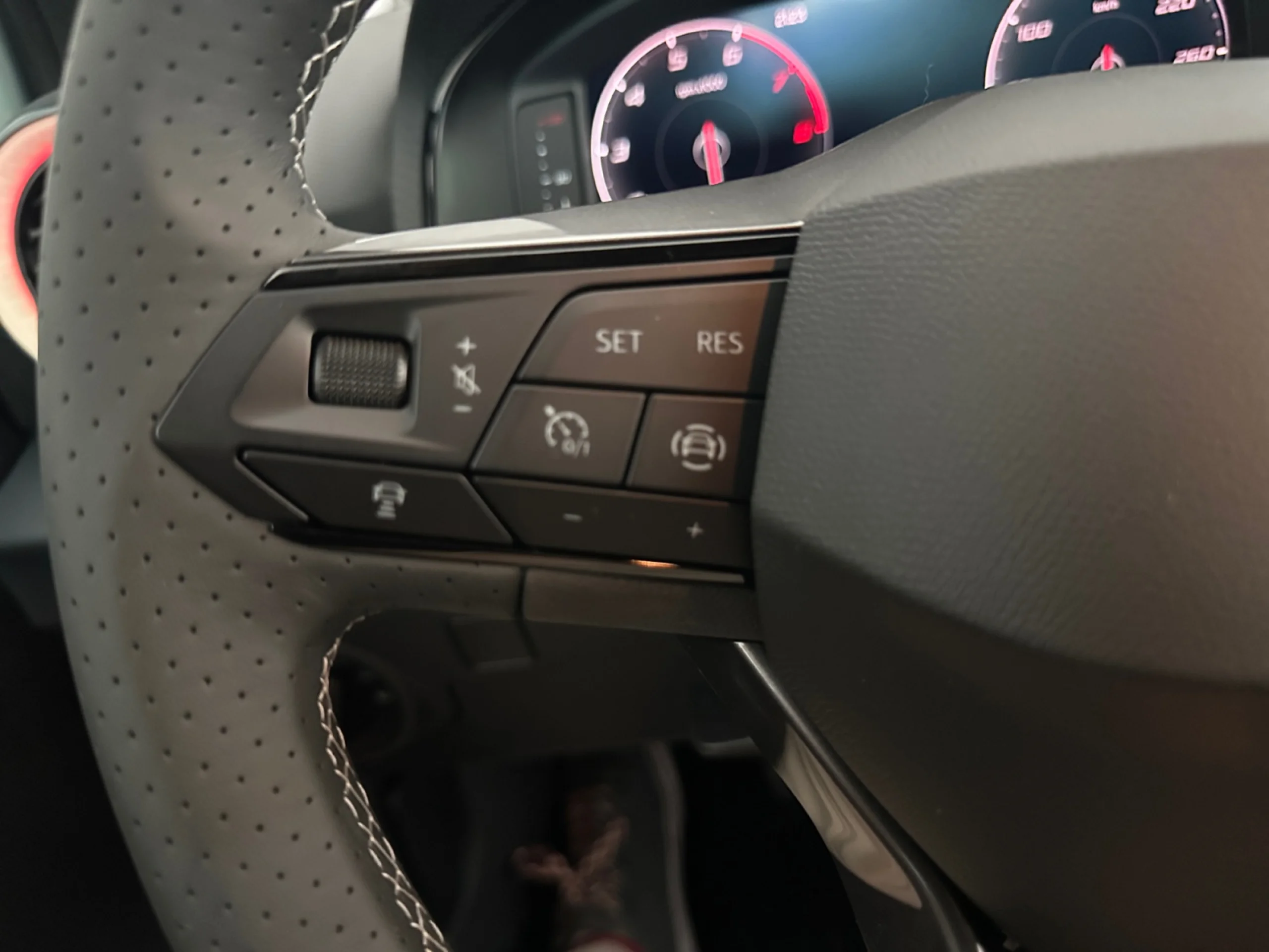 SEAT IBIZA 1.0 TSI 85KW (115CV) START&STOP STYLE+ - Foto 11