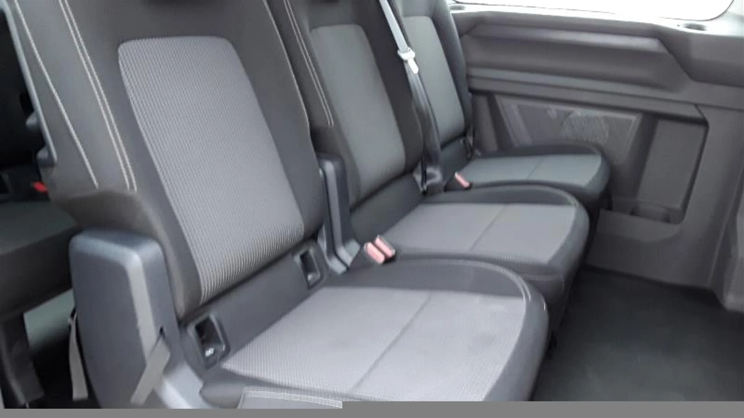 VOLKSWAGEN CARAVELLE CORTA 2.0 TDI 81 KW (110 CV) 6 VE - Foto 4