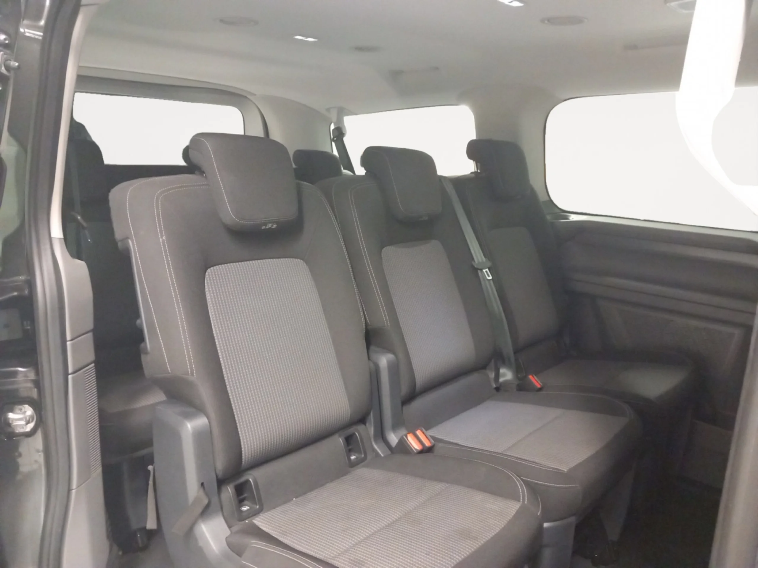 VOLKSWAGEN CARAVELLE CORTA 2.0 TDI 81 KW (110 CV) 6 VE - Foto 6