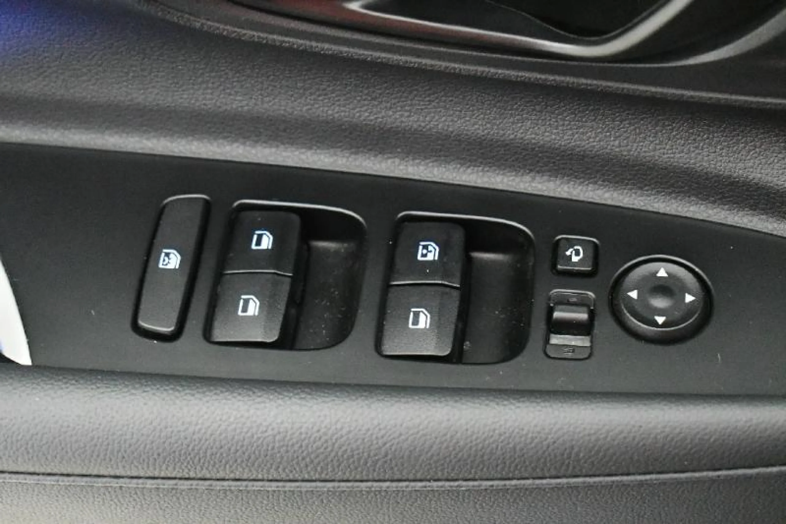 HYUNDAI BAYON 1.0 TGDI 74KW (100CV) 48V MAXX DCT - Foto 11