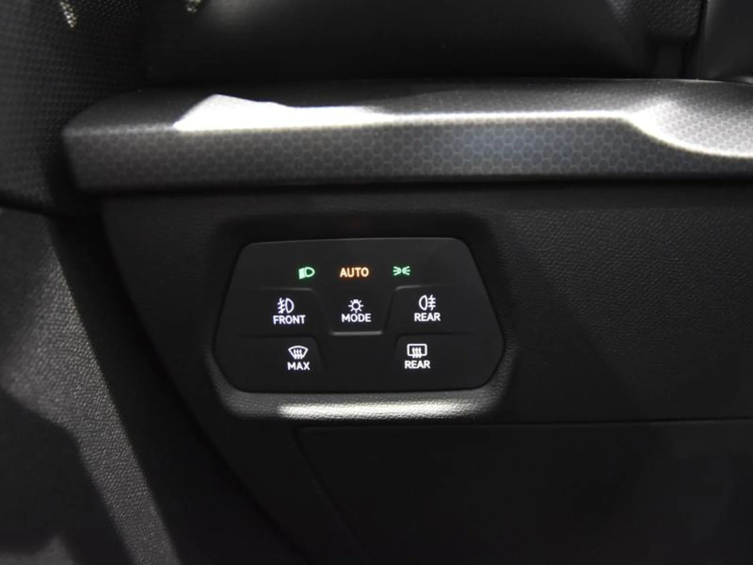 SEAT LEON 1.5 TSI 85KW S&S STYLE 25 ANIVERSARIO - Foto 18