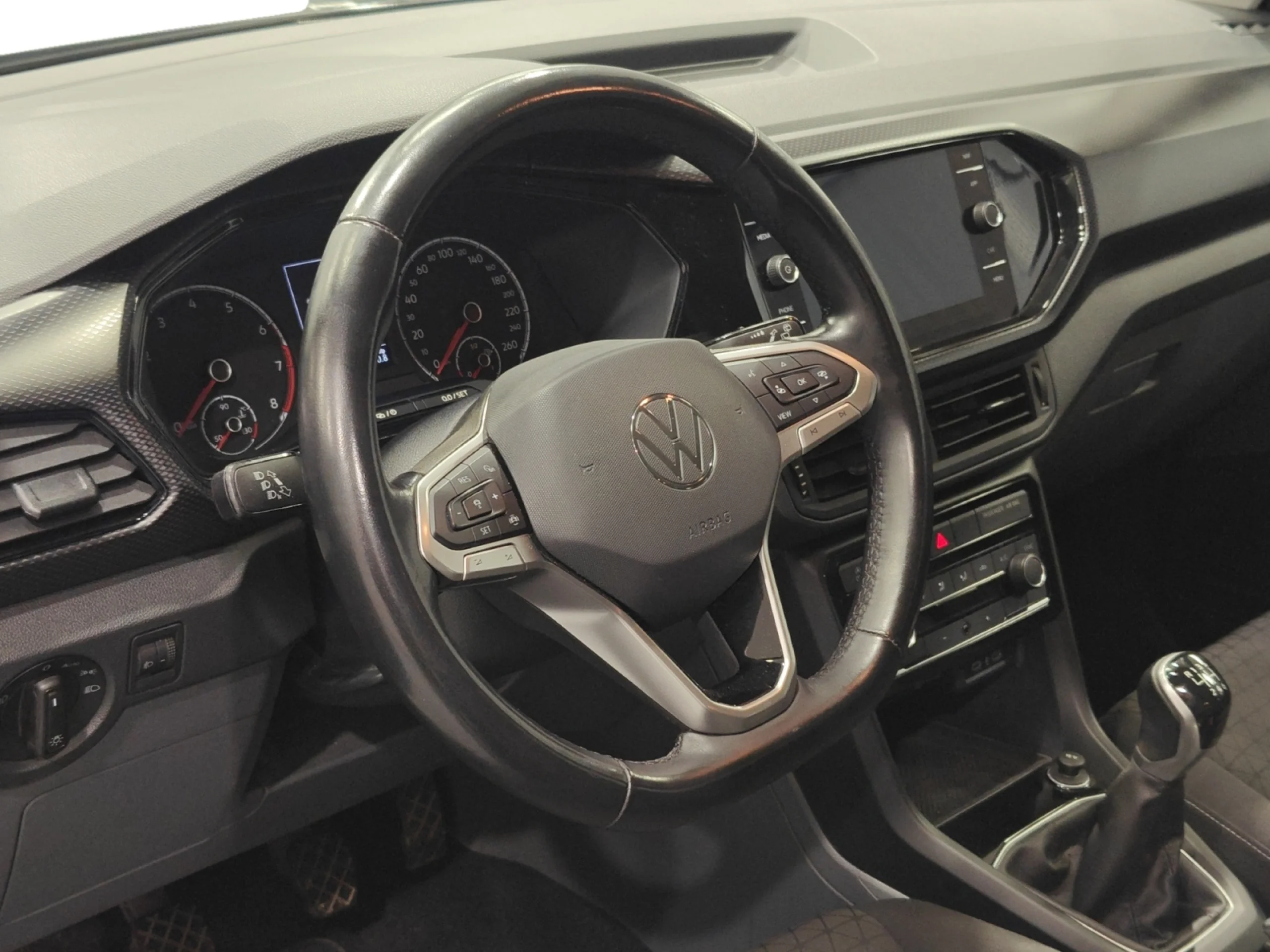 VOLKSWAGEN T CROSS ADVANCE 1.0 TSI 85KW (115CV) - Foto 9